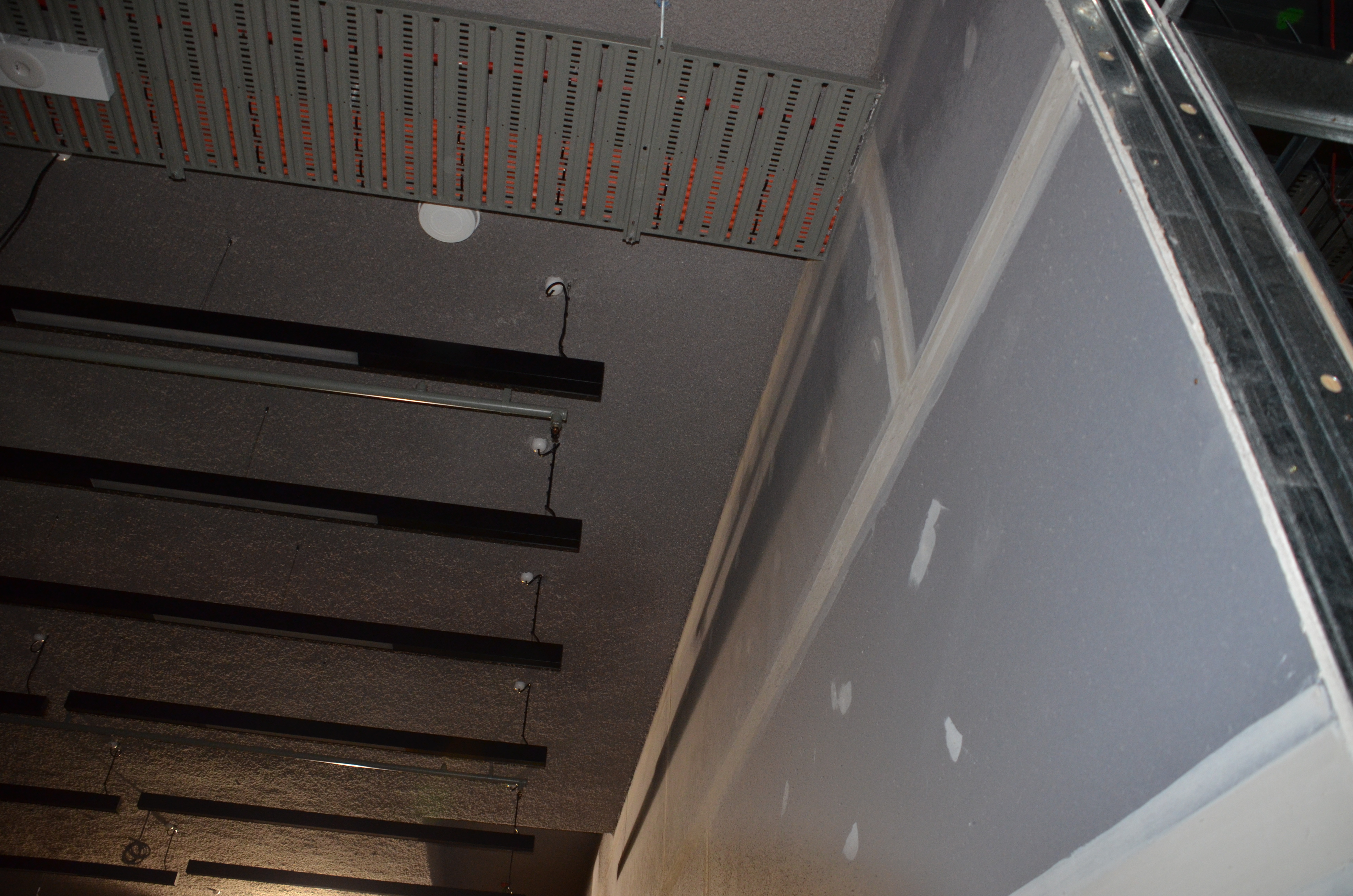 https://archive.abp.unimelb.edu.au/objects/images/Construction/Images/Ceilings/Small lecture theatres/DSC_6315.JPG