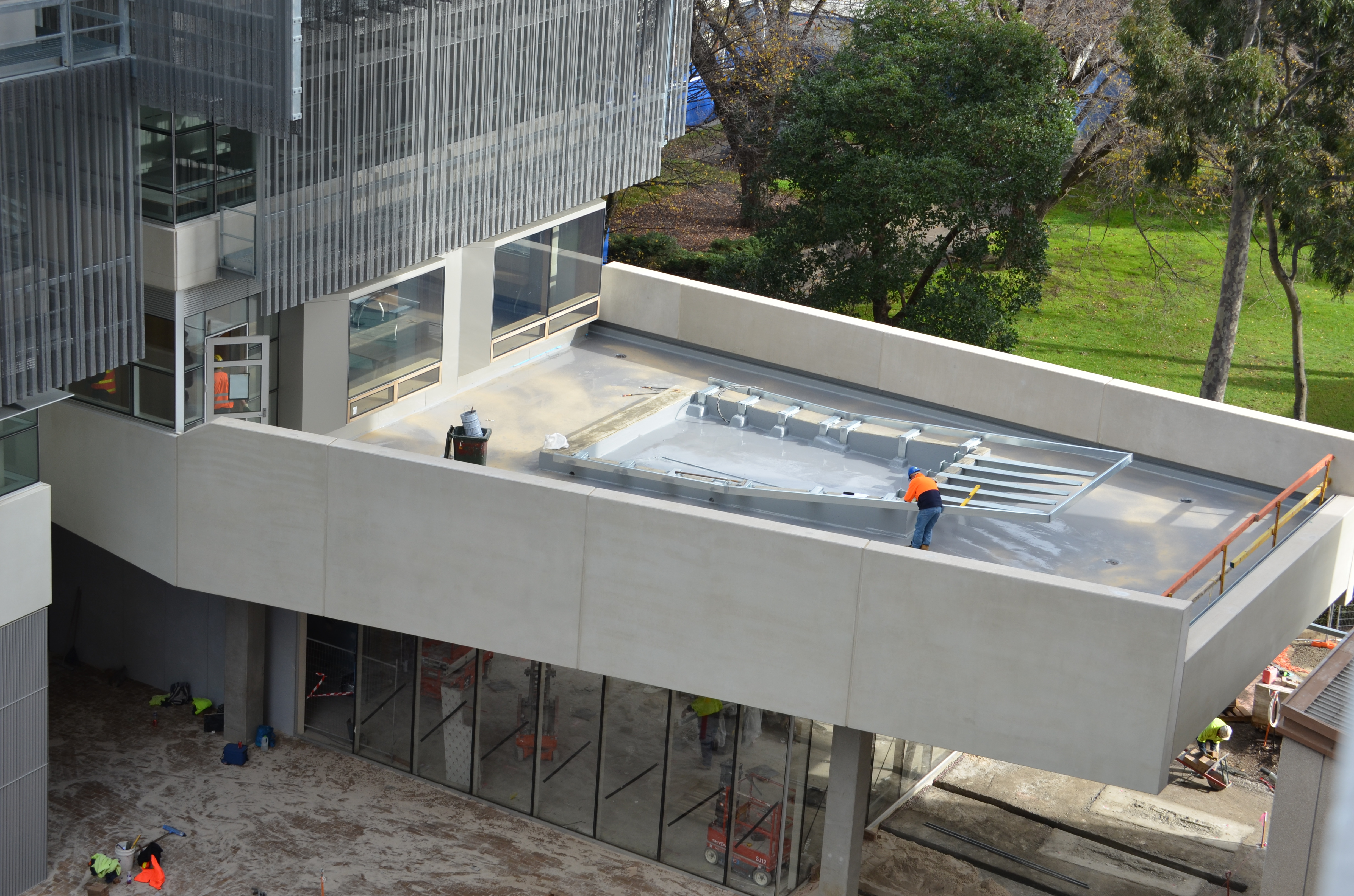 https://archive.abp.unimelb.edu.au/objects/images/Construction/Images/External Works/Dean's terrace/DSC_9023.JPG