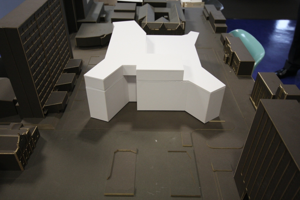 https://archive.abp.unimelb.edu.au/objects/images/Design/Schematic design/Card models/Massing model/model 004.jpg