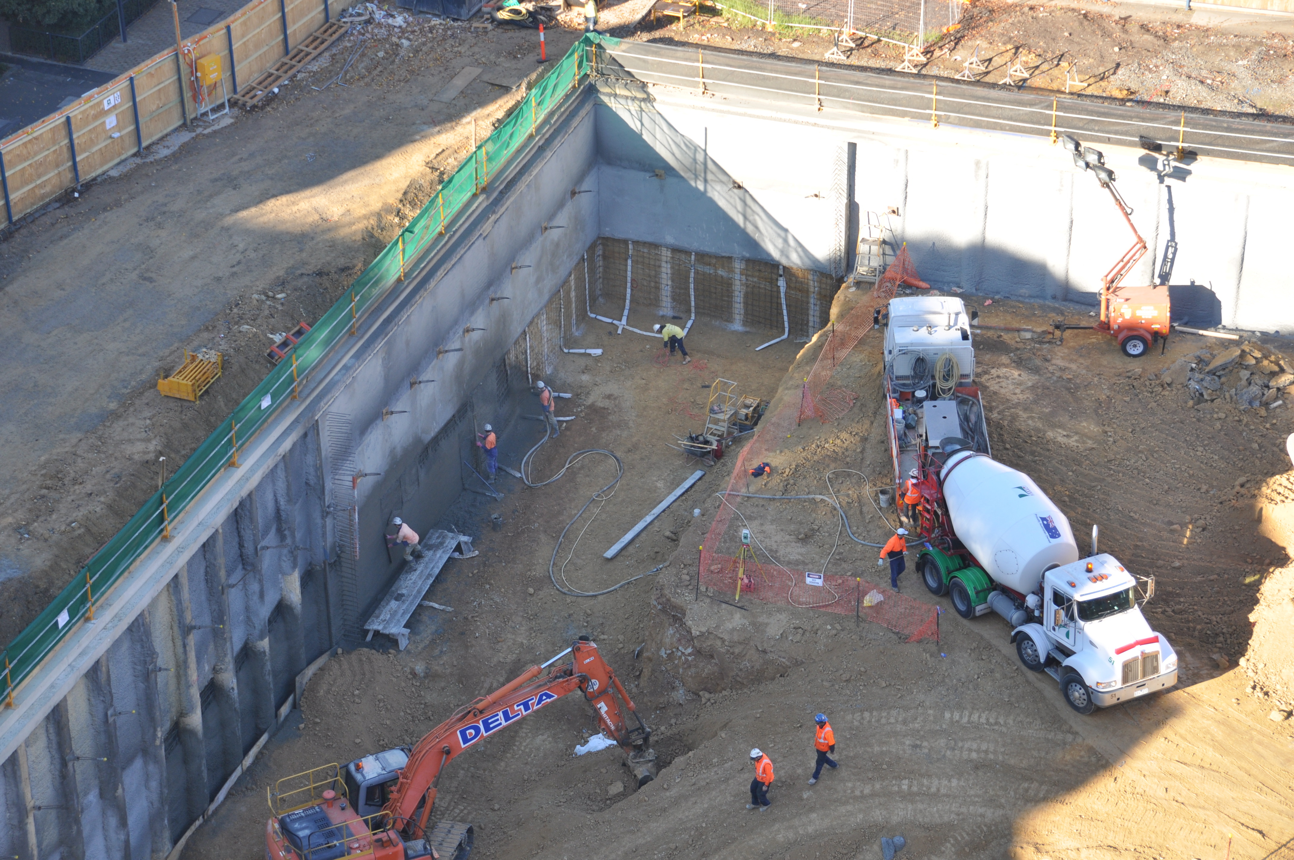 https://archive.abp.unimelb.edu.au/objects/images/Construction/Images/Basement/Shotcrete walls & drainage/DSC_0254.JPG https://archive.abp.unimelb.edu.au/objects/images/Construction/Images/Basement/Shotcrete walls & drainage/DSC_0254.JPG