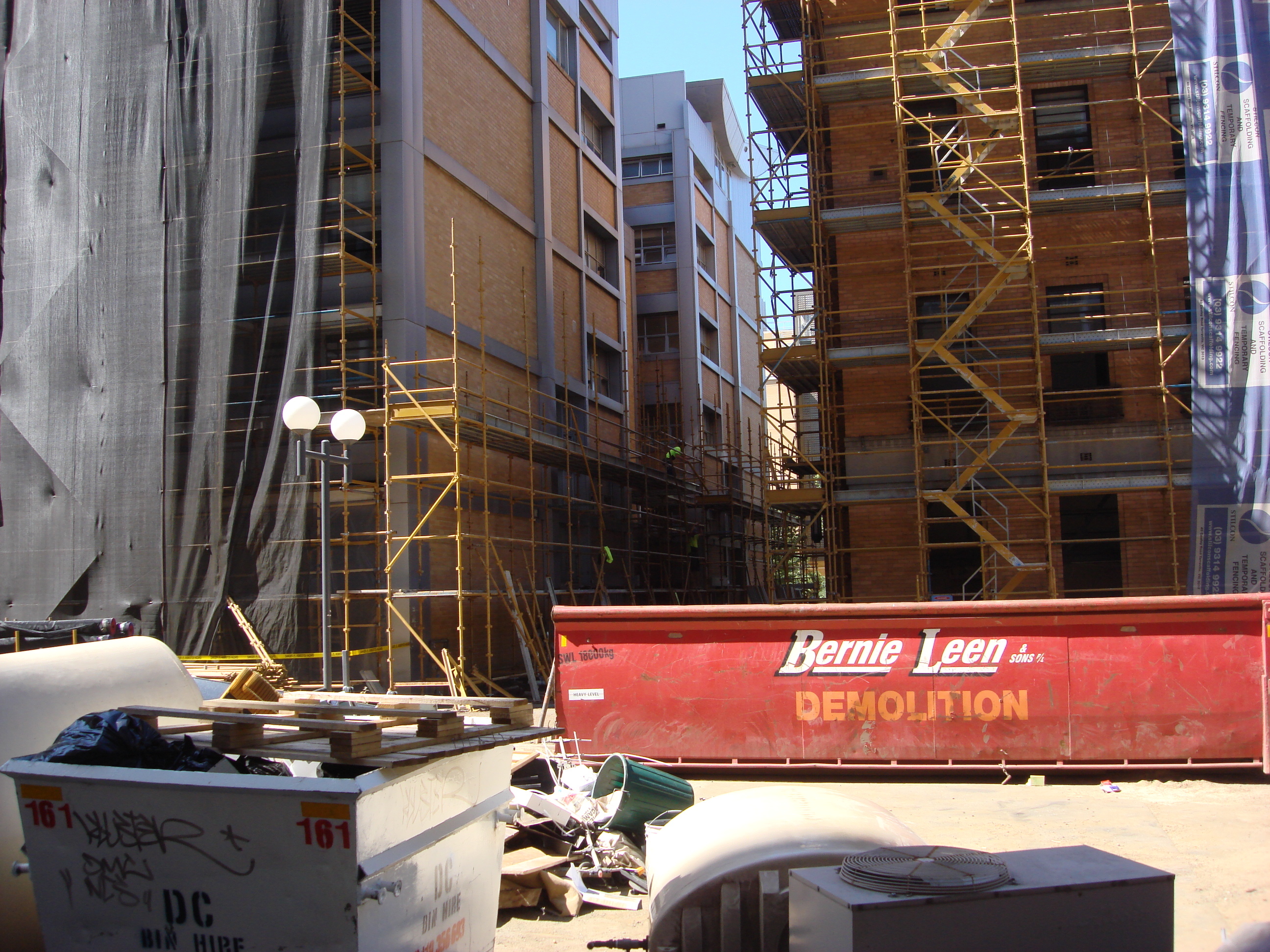 https://archive.abp.unimelb.edu.au/objects/images/Pre-construction/Scaffolding/DSC07889.JPG https://archive.abp.unimelb.edu.au/objects/images/Pre-construction/Scaffolding/DSC07889.JPG