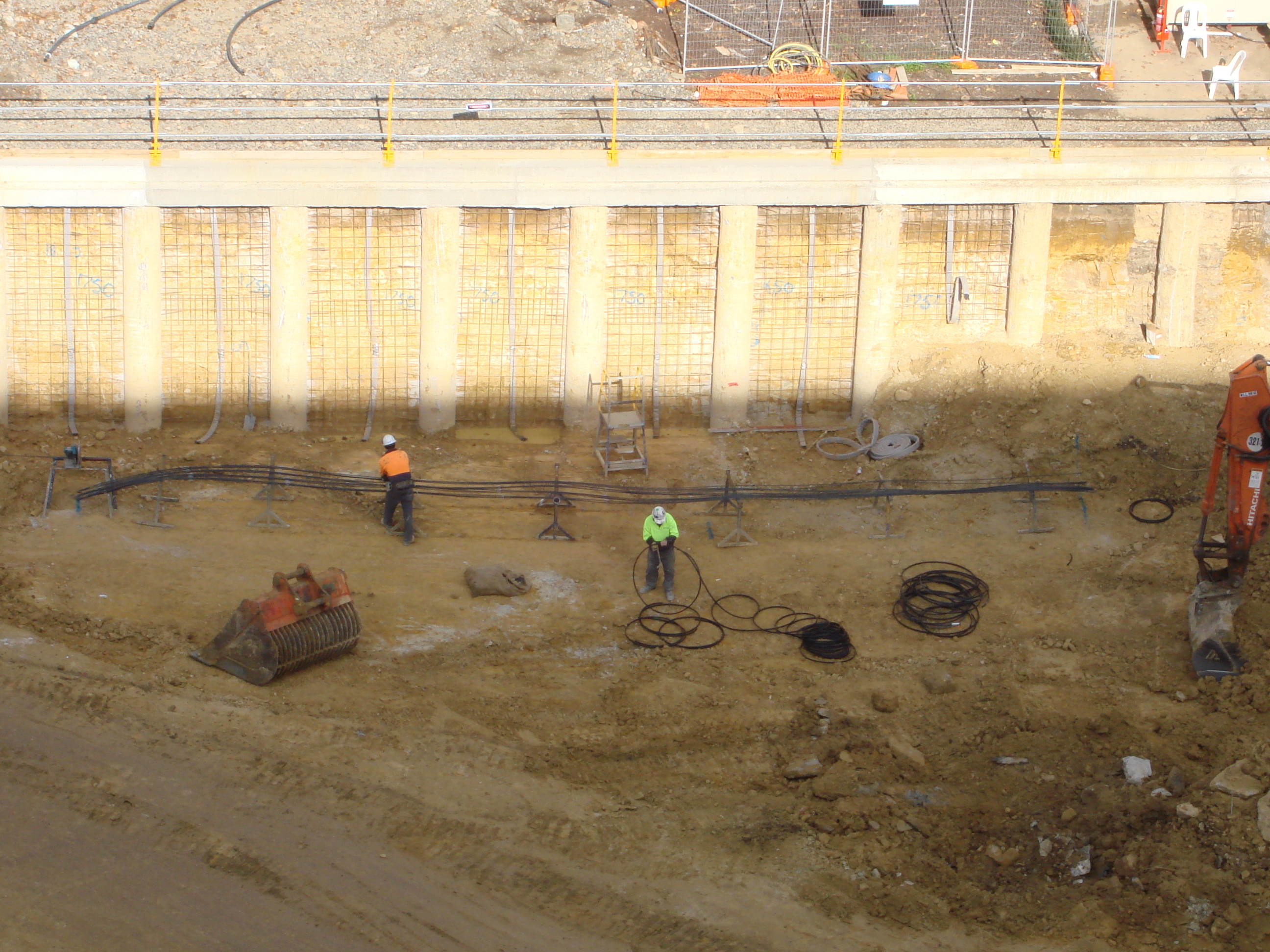 https://archive.abp.unimelb.edu.au/objects/images/Construction/Images/Basement/Ground anchors/DSC_0159B.JPG