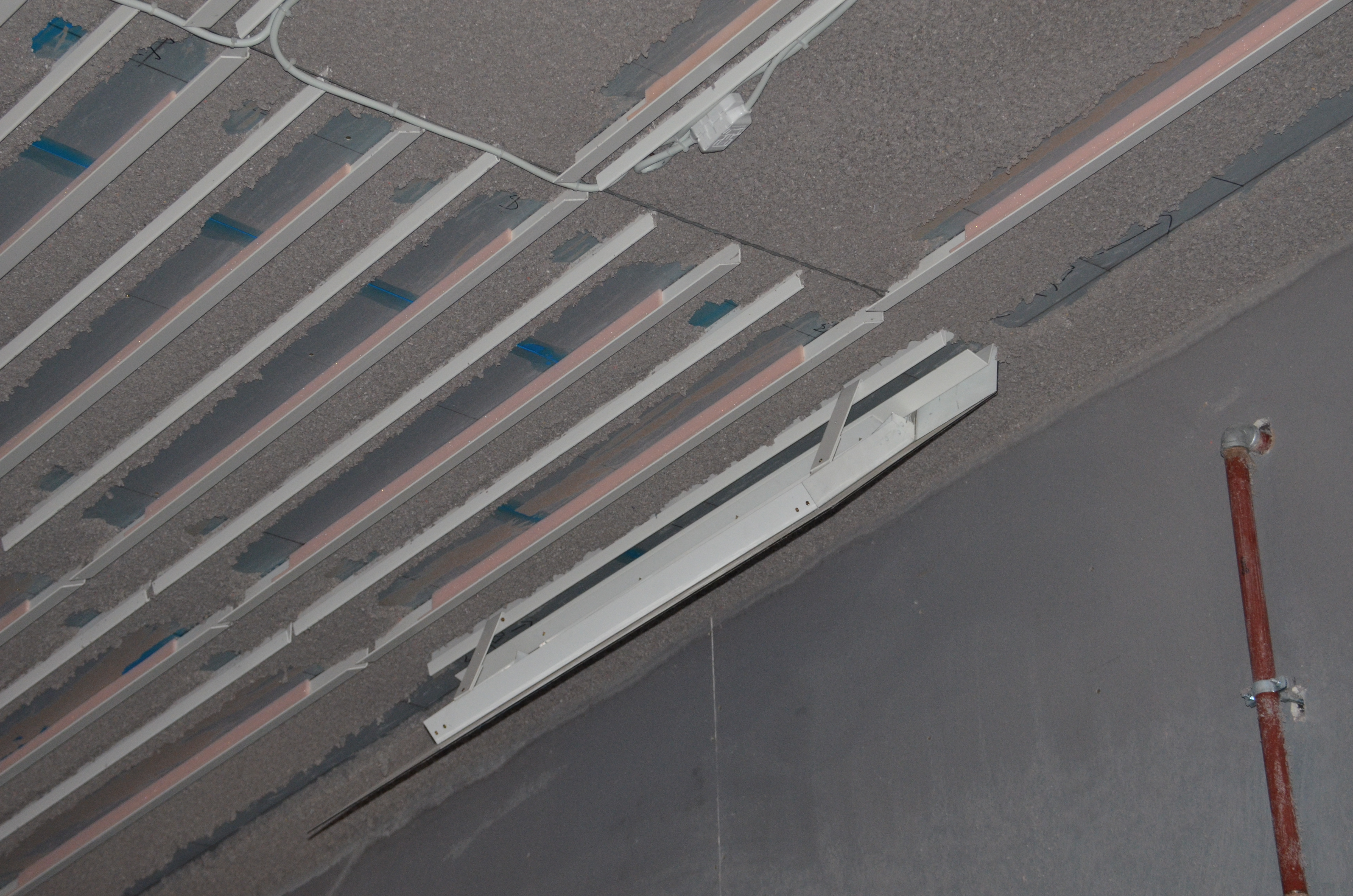 https://archive.abp.unimelb.edu.au/objects/images/Construction/Images/Ceilings/Large lecture theatre/DSC_5925.JPG