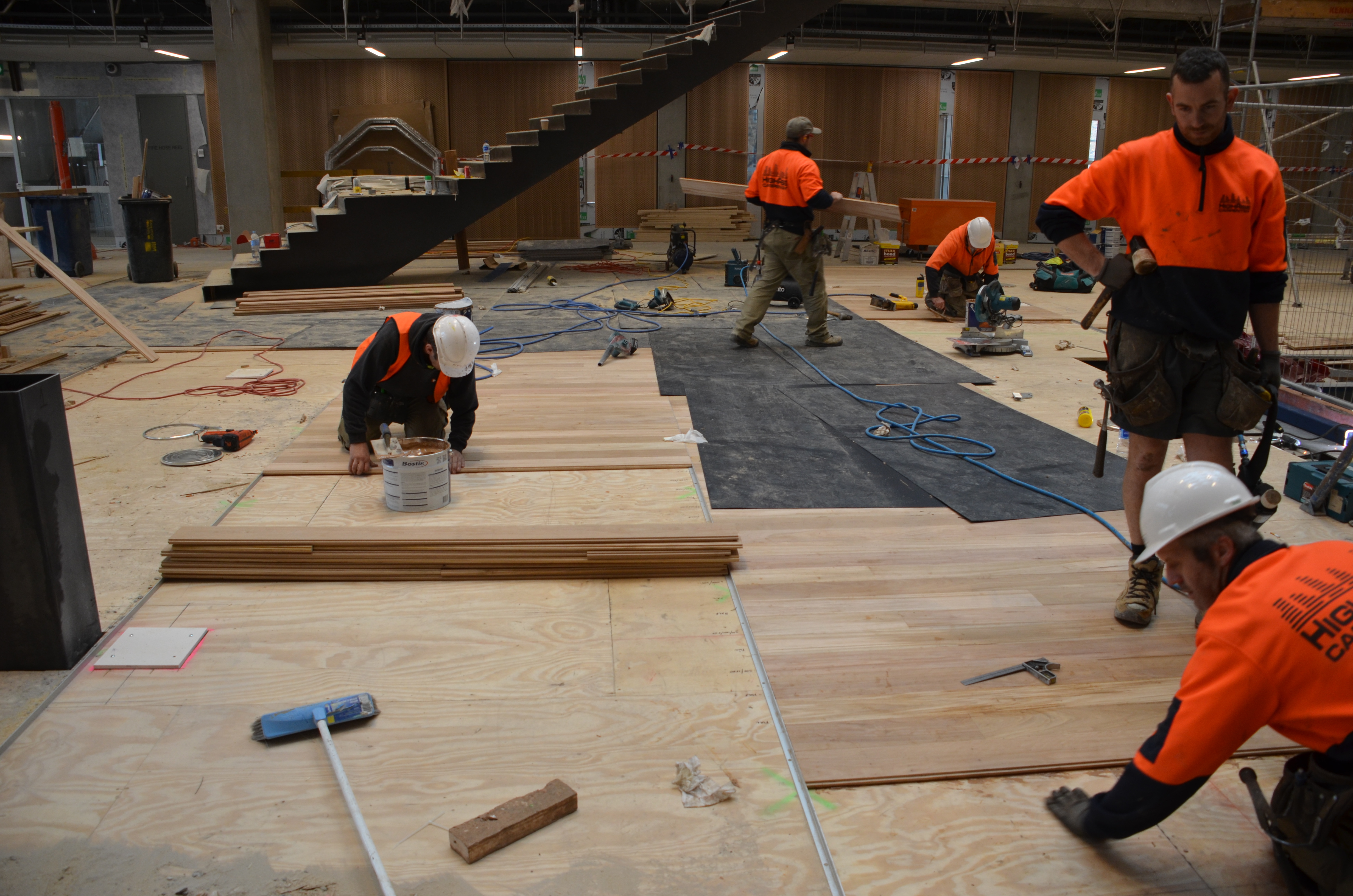 https://archive.abp.unimelb.edu.au/objects/images/Construction/Images/Floors and finishes/Atrium timber/DSC_9050.JPG https://archive.abp.unimelb.edu.au/objects/images/Construction/Images/Floors and finishes/Atrium timber/DSC_9050.JPG