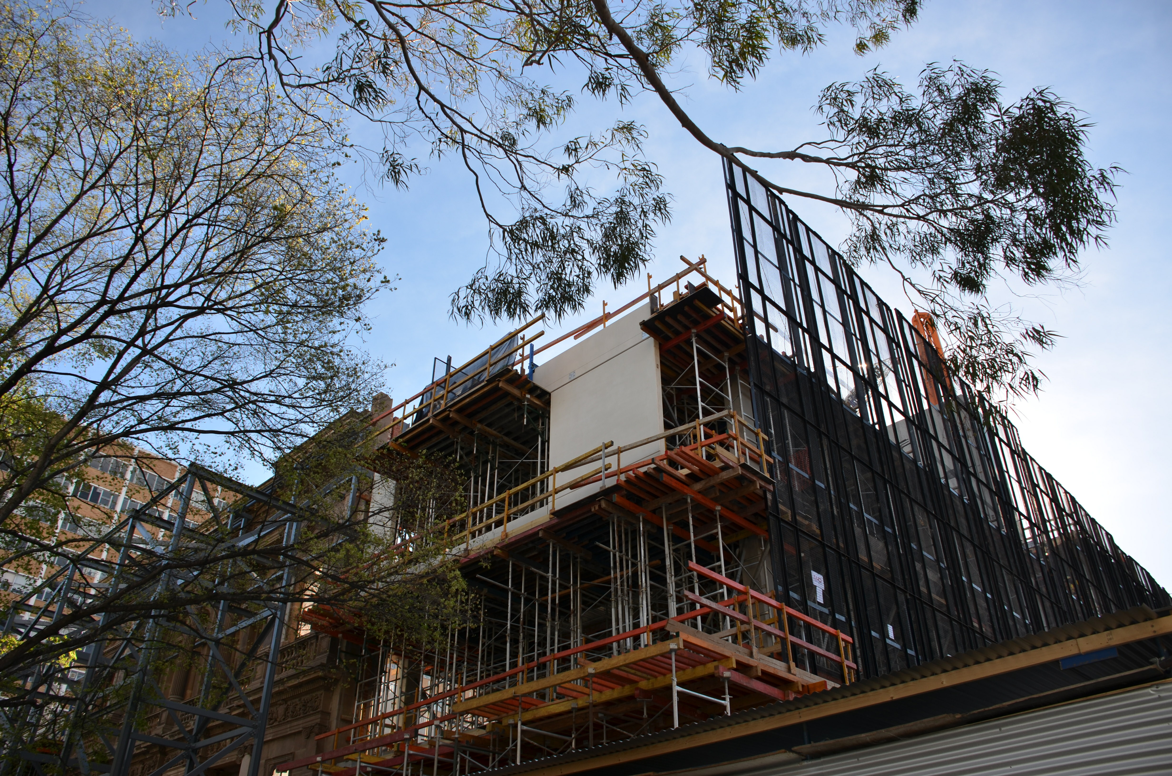 https://archive.abp.unimelb.edu.au/objects/images/Construction/Images/Facades/Precast concrete/Levels 1-5/DSC_2554.JPG