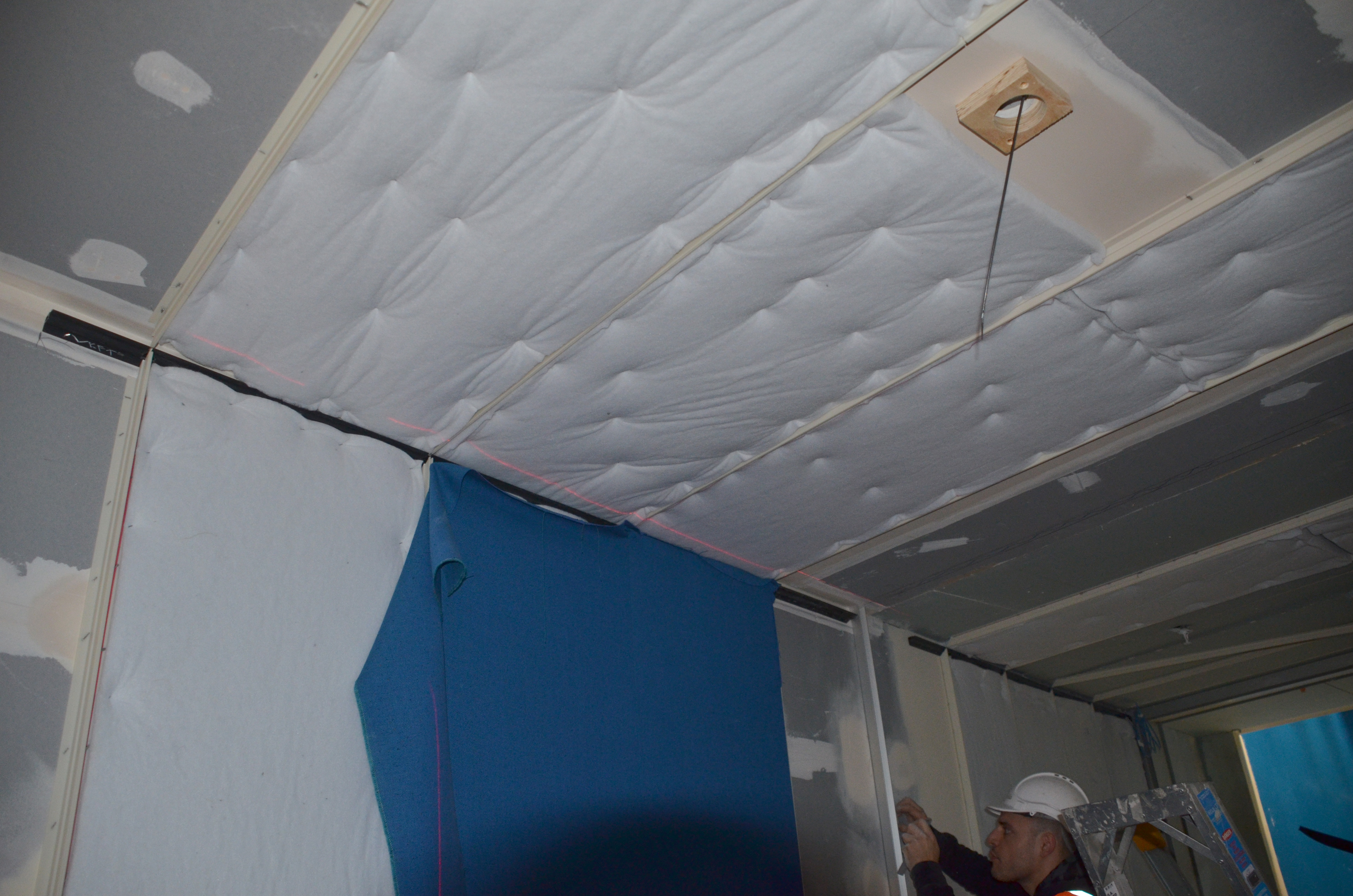 https://archive.abp.unimelb.edu.au/objects/images/Construction/Images/Wall linings and finishes/Small and large lecture theatre acoustic felt/DSC_8677.JPG