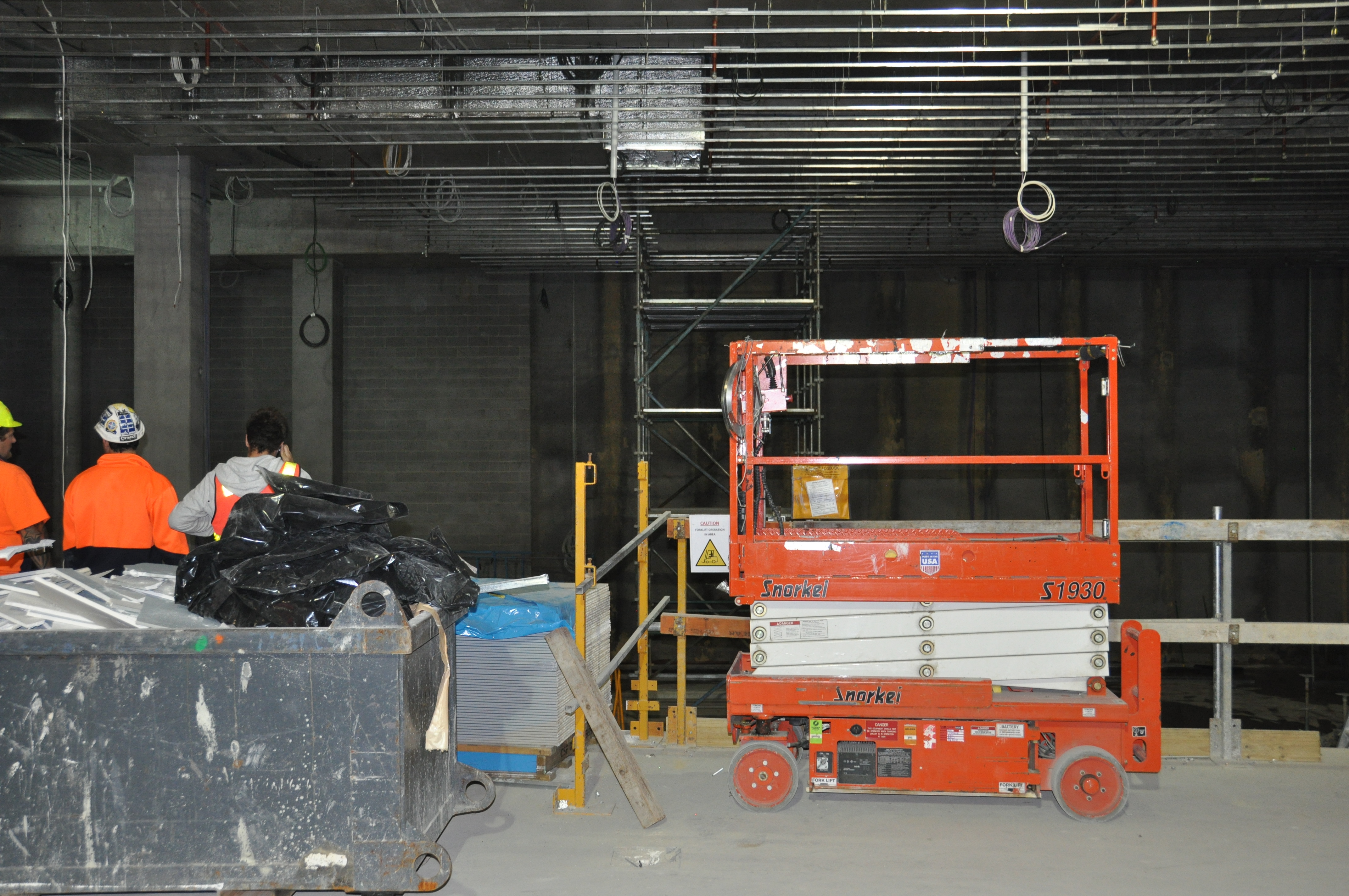 https://archive.abp.unimelb.edu.au/objects/images/Construction/Images/Ceilings/Suspended plasterboard/DSC_4130.JPG https://archive.abp.unimelb.edu.au/objects/images/Construction/Images/Ceilings/Suspended plasterboard/DSC_4130.JPG