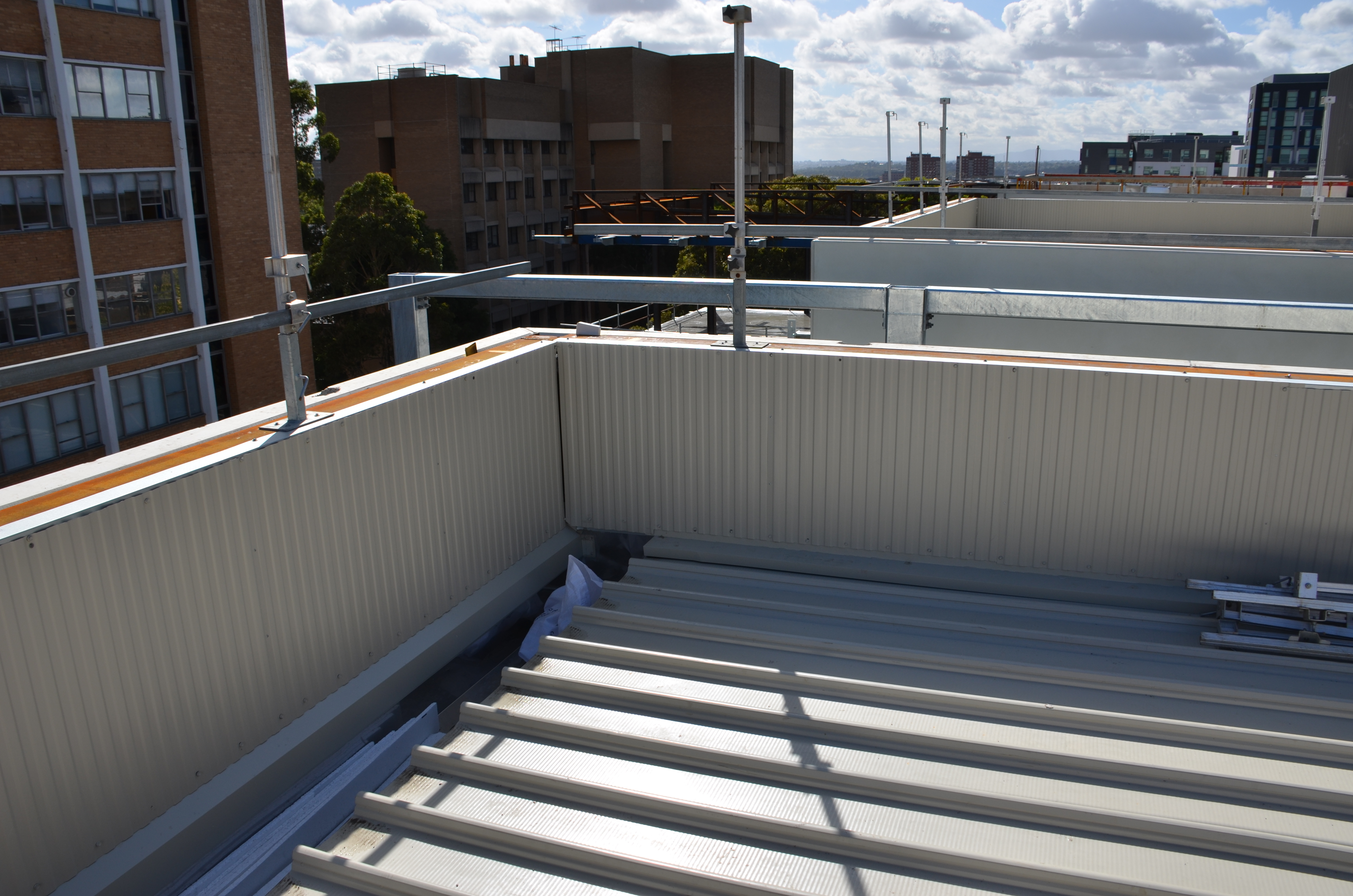 https://archive.abp.unimelb.edu.au/objects/images/Construction/Images/Roof/Roof sheeting, flashings and gutters/DSC_5431.JPG https://archive.abp.unimelb.edu.au/objects/images/Construction/Images/Roof/Roof sheeting, flashings and gutters/DSC_5431.JPG