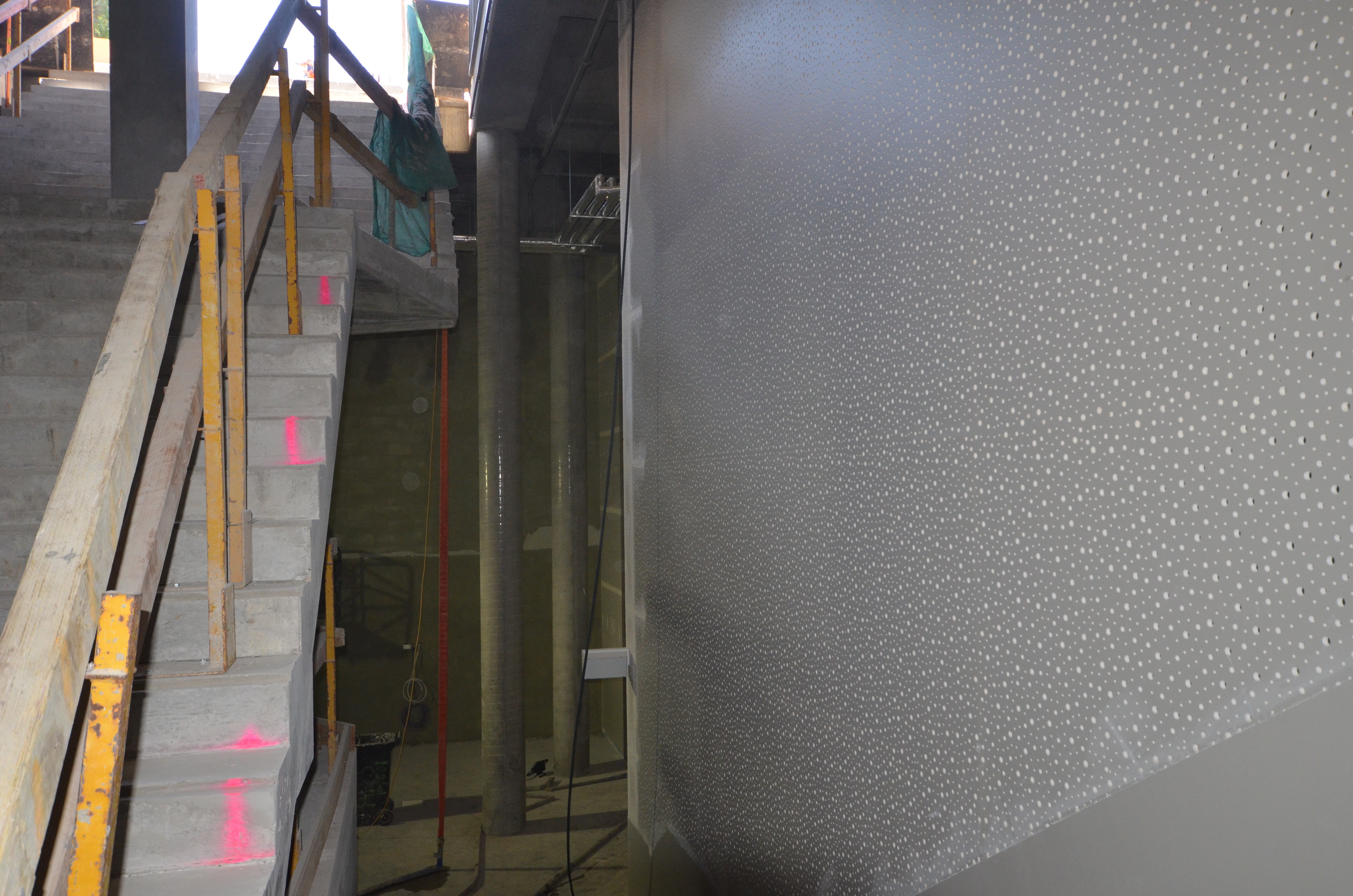 https://archive.abp.unimelb.edu.au/objects/images/Construction/Images/Wall linings and finishes/Acoustic Plasterboard/DSC_7634.JPG