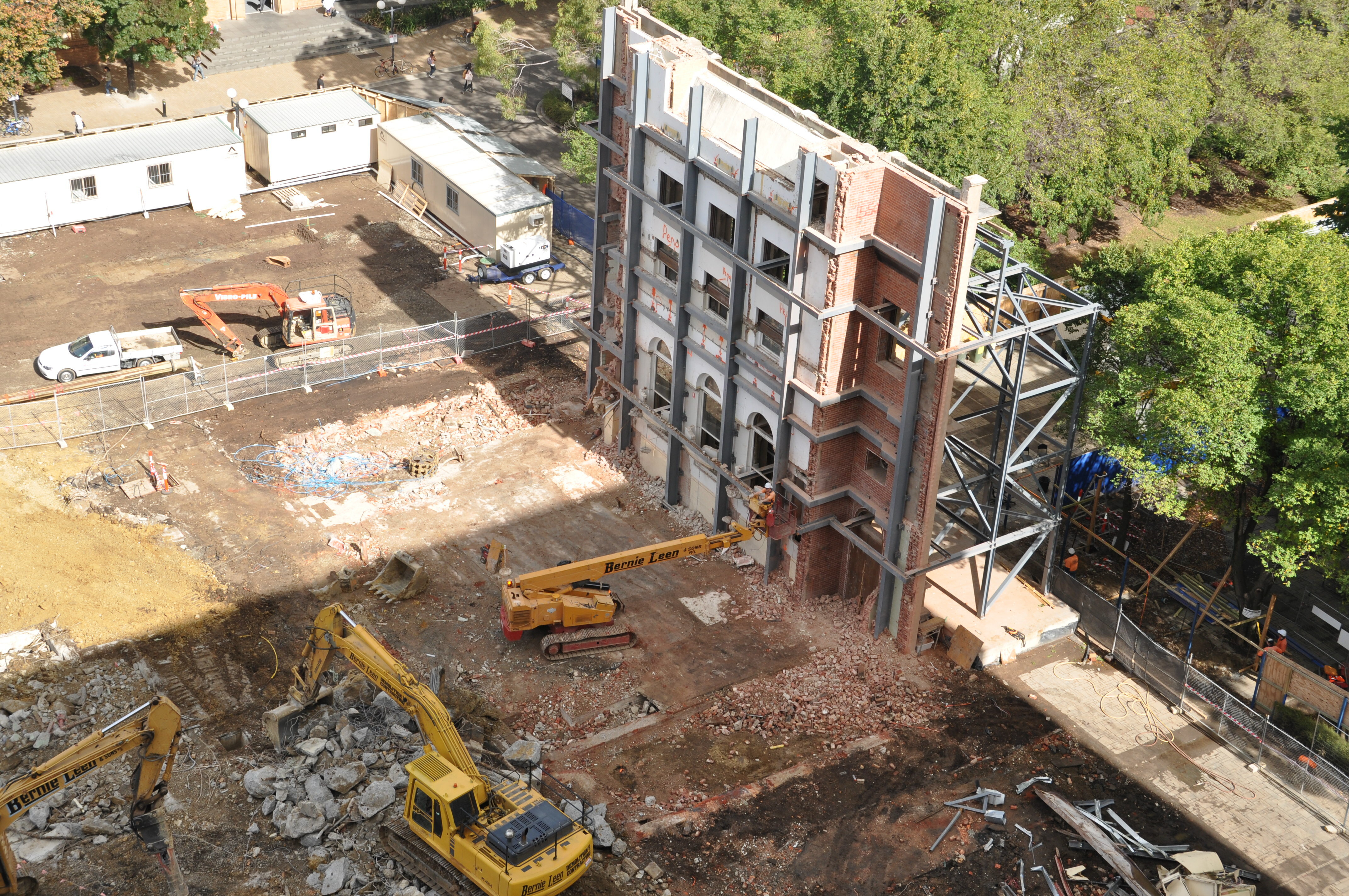 https://archive.abp.unimelb.edu.au/objects/images/Pre-construction/Demolition/OC/DSC_0058.JPG https://archive.abp.unimelb.edu.au/objects/images/Pre-construction/Demolition/OC/DSC_0058.JPG