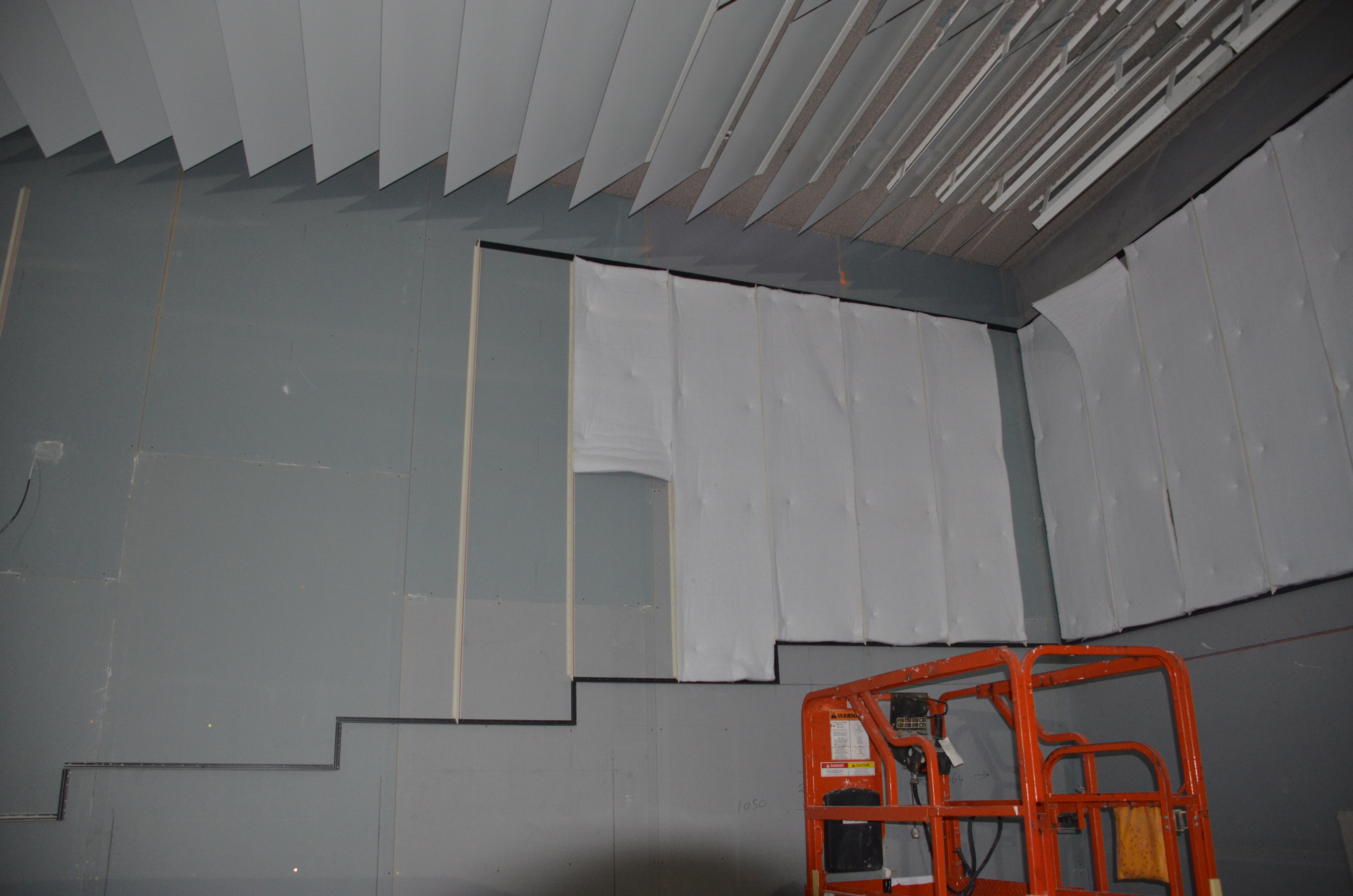 https://archive.abp.unimelb.edu.au/objects/images/Construction/Images/Wall linings and finishes/Small and large lecture theatre acoustic felt/DSC_6629.JPG https://archive.abp.unimelb.edu.au/objects/images/Construction/Images/Wall linings and finishes/Small and large lecture theatre acoustic felt/DSC_6629.JPG
