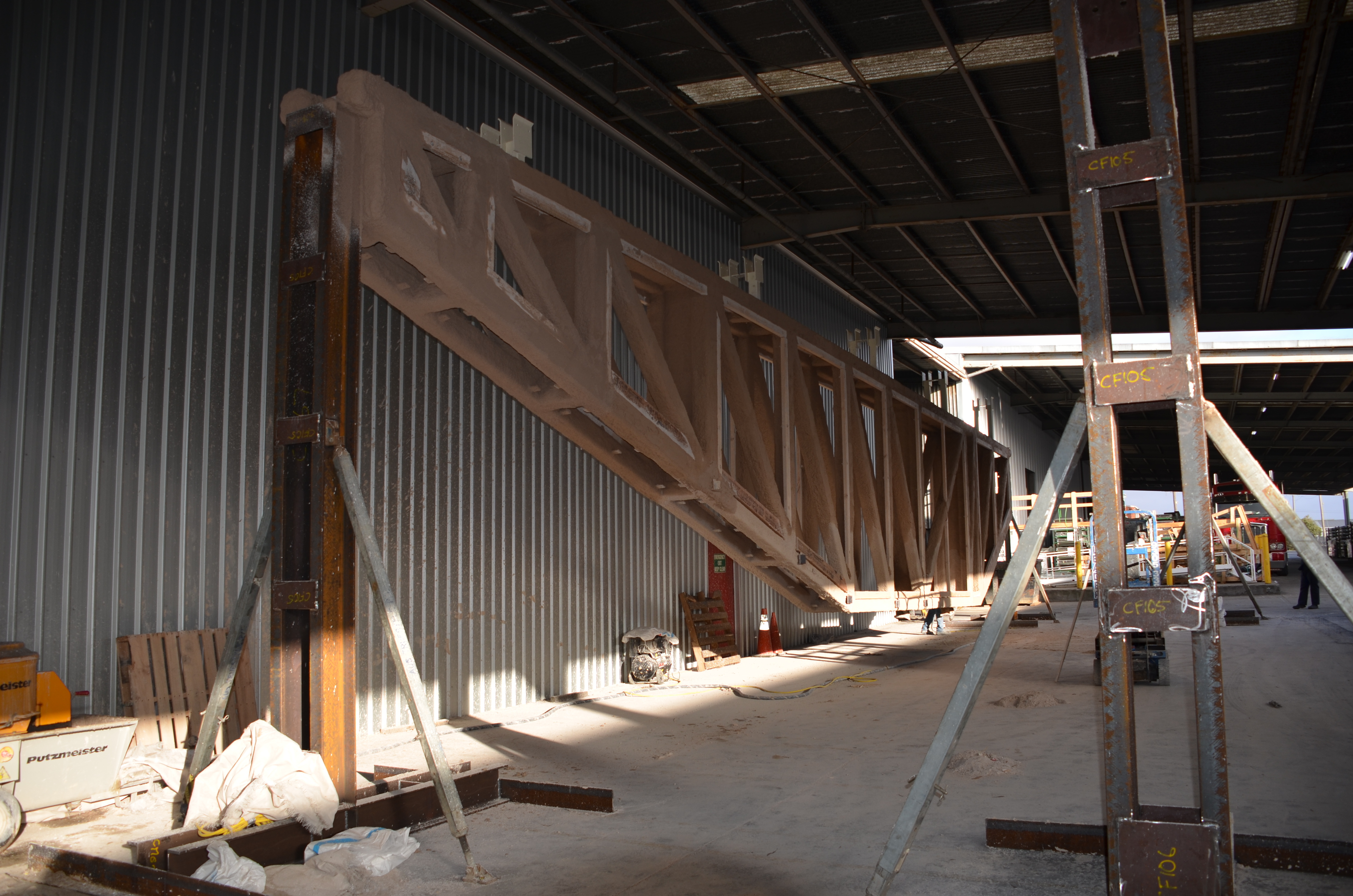 https://archive.abp.unimelb.edu.au/objects/images/Construction/Images/LVL roof beams & coffers/AUS Iron industries/DSC_4684.JPG https://archive.abp.unimelb.edu.au/objects/images/Construction/Images/LVL roof beams & coffers/AUS Iron industries/DSC_4684.JPG