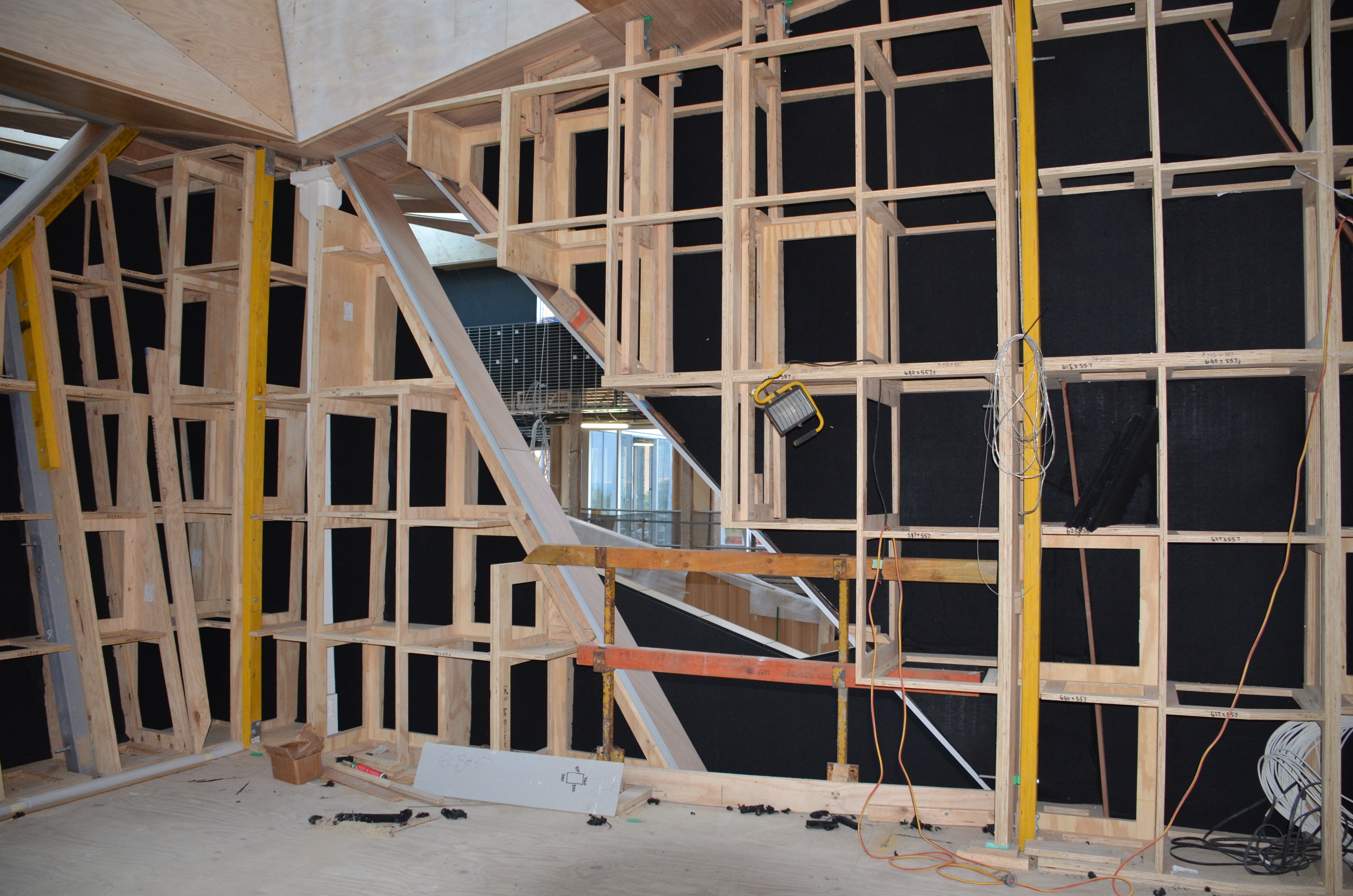 https://archive.abp.unimelb.edu.au/objects/images/Construction/Images/Hanging studio/Wall framing/DSC_8372.JPG https://archive.abp.unimelb.edu.au/objects/images/Construction/Images/Hanging studio/Wall framing/DSC_8372.JPG
