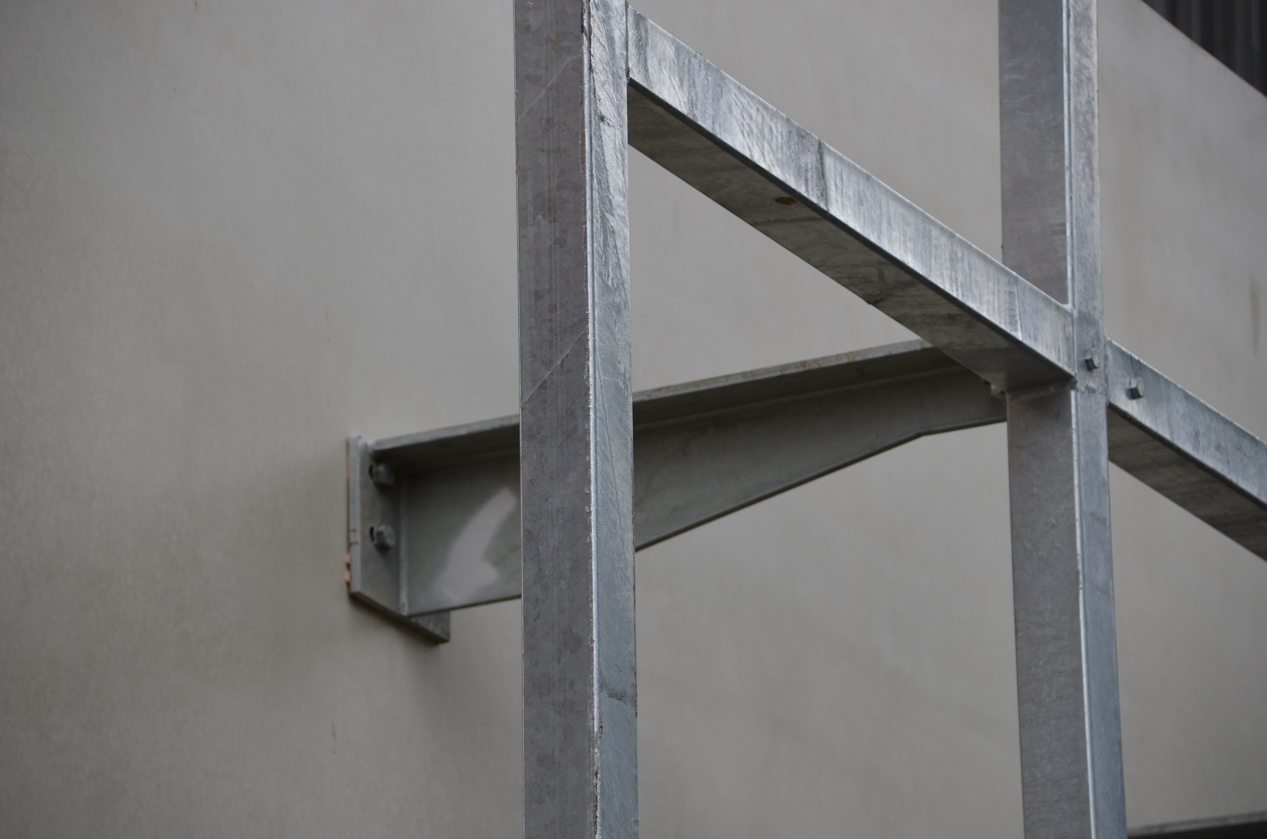 https://archive.abp.unimelb.edu.au/objects/images/Construction/Images/Facades/Zinc screens & access platforms/Zinc screens and frames/DSC_7498.JPG https://archive.abp.unimelb.edu.au/objects/images/Construction/Images/Facades/Zinc screens & access platforms/Zinc screens and frames/DSC_7498.JPG