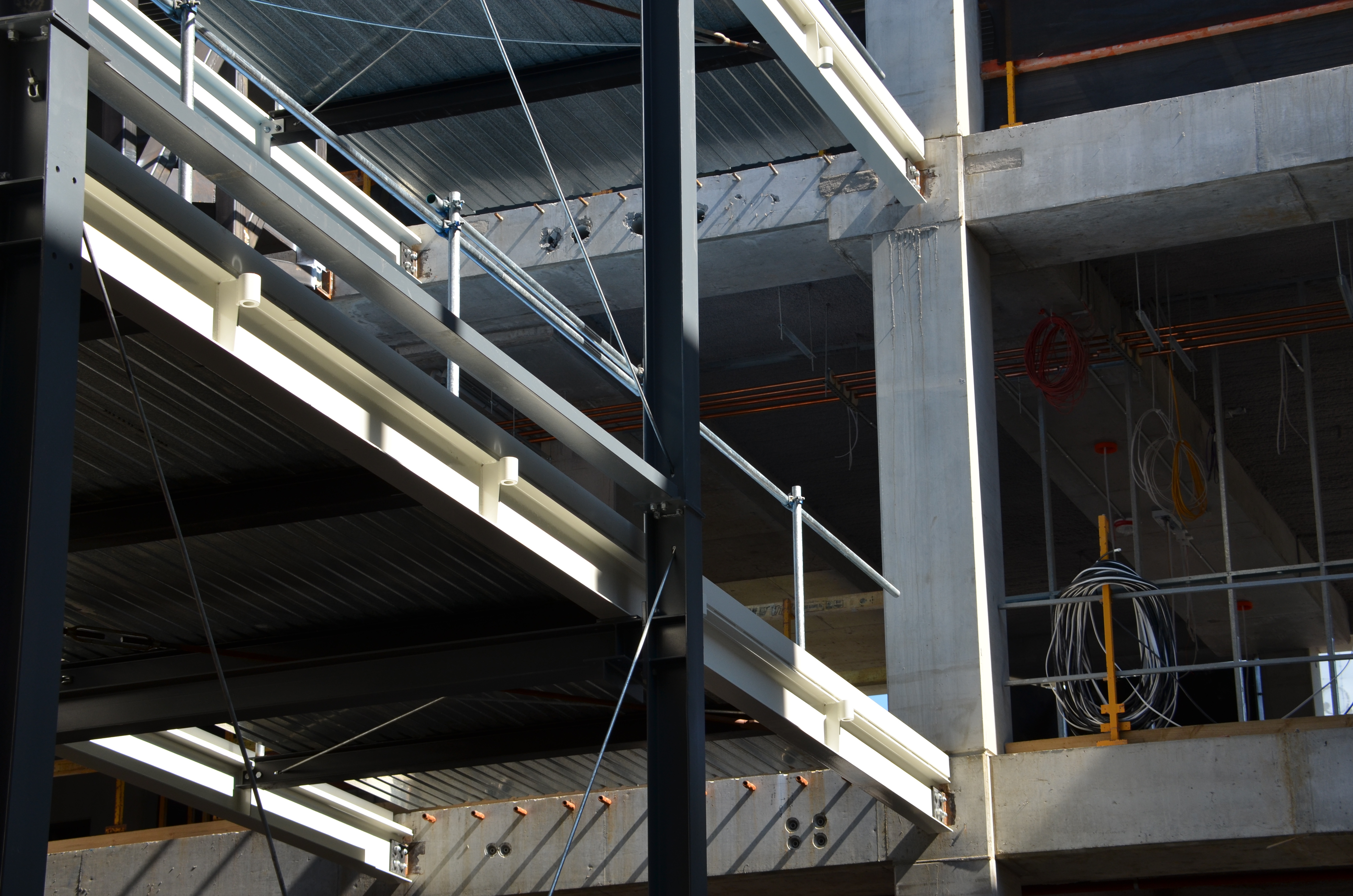 https://archive.abp.unimelb.edu.au/objects/images/Construction/Images/Stairs, walkways and balustrades/Structural steel walkways & support structure/DSC_3510.JPG