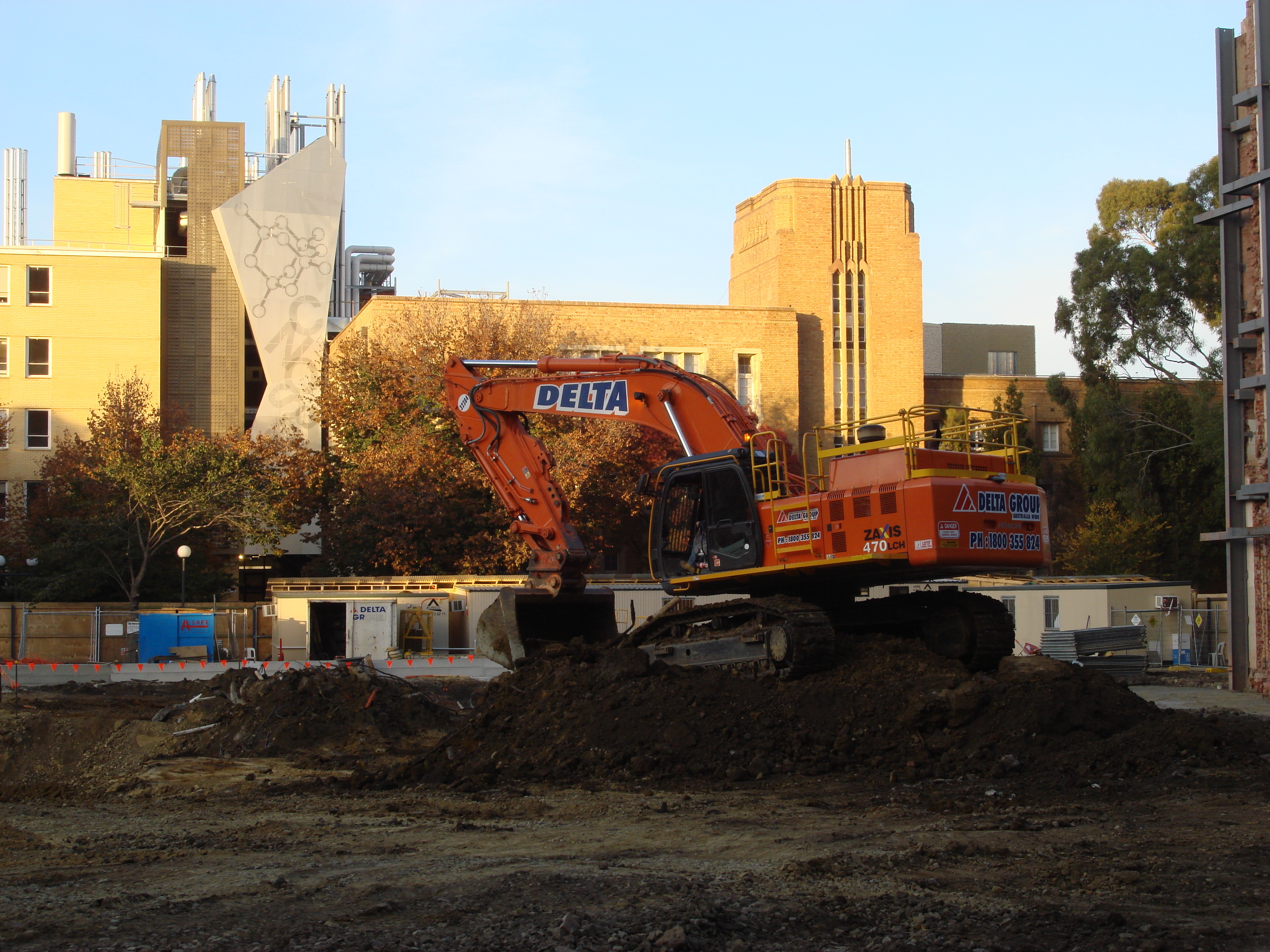 https://archive.abp.unimelb.edu.au/objects/images/Construction/Images/Basement/Bulk excavation/DSC_0104D.JPG