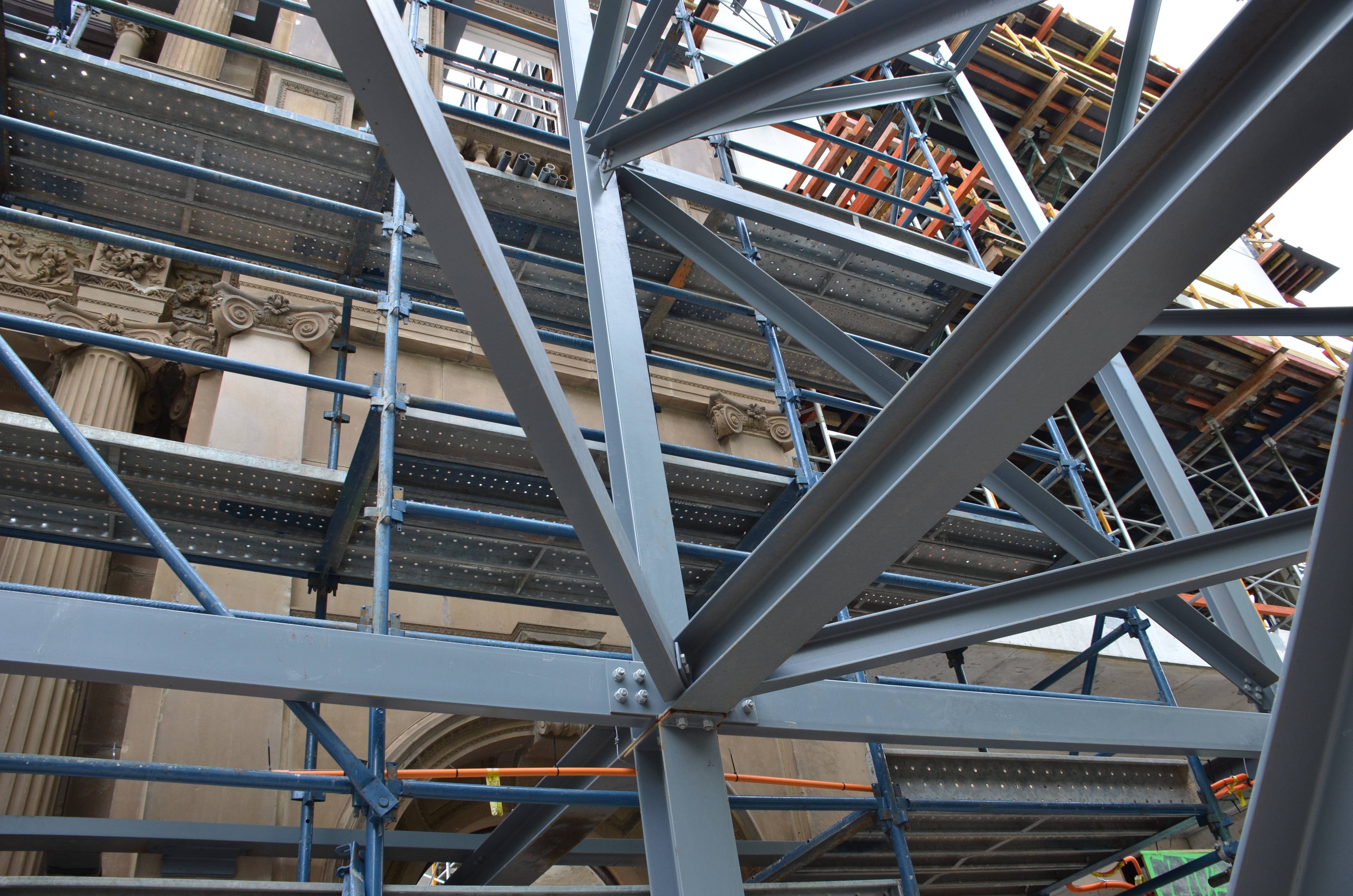 https://archive.abp.unimelb.edu.au/objects/images/Construction/Images/Facades/Joseph Reed/Restoration during BM construction/DSC_3077.JPG https://archive.abp.unimelb.edu.au/objects/images/Construction/Images/Facades/Joseph Reed/Restoration during BM construction/DSC_3077.JPG