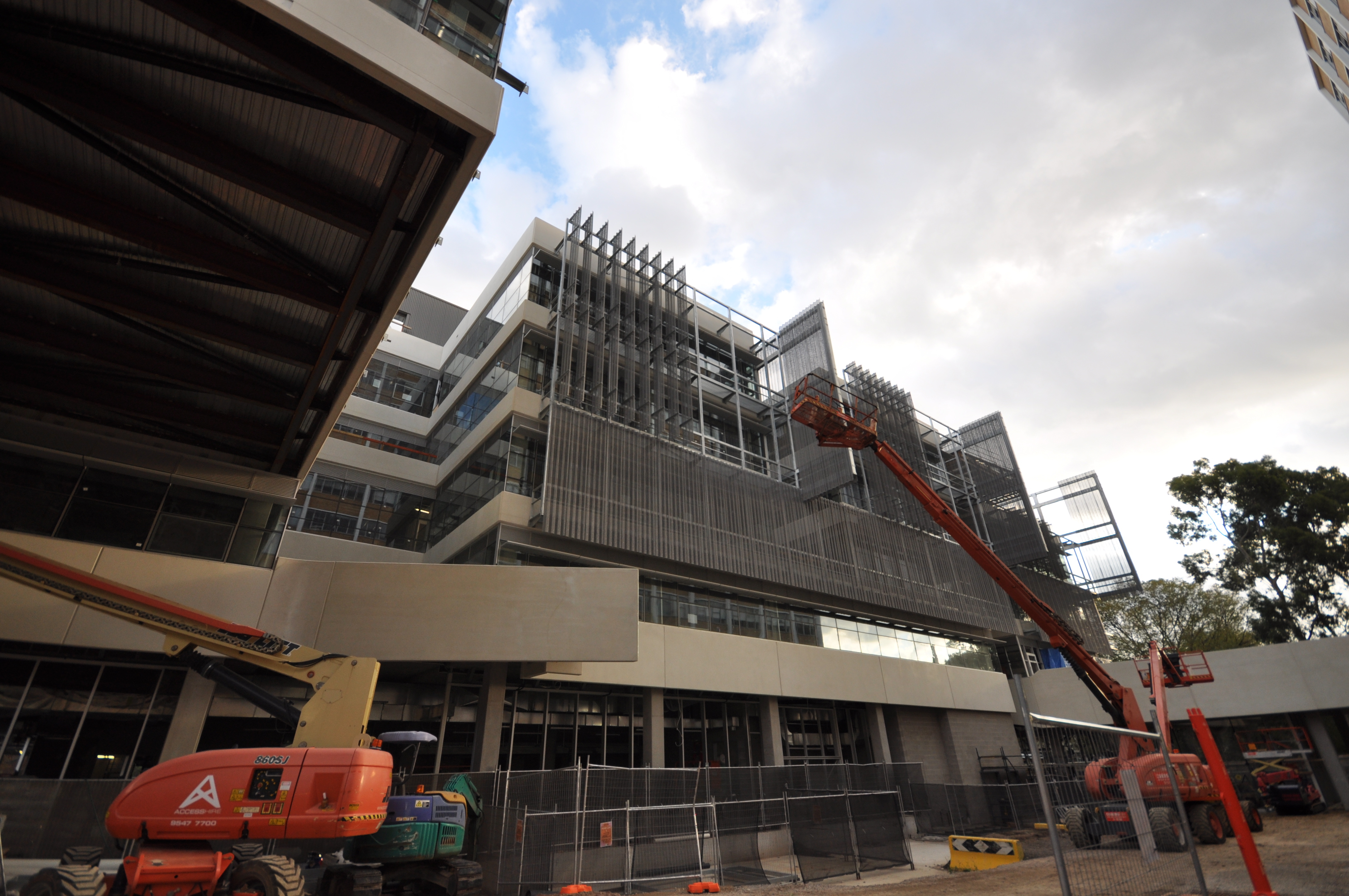 https://archive.abp.unimelb.edu.au/objects/images/Construction/Images/Facades/Zinc screens & access platforms/Zinc screens and frames/DSC_7304.JPG https://archive.abp.unimelb.edu.au/objects/images/Construction/Images/Facades/Zinc screens & access platforms/Zinc screens and frames/DSC_7304.JPG