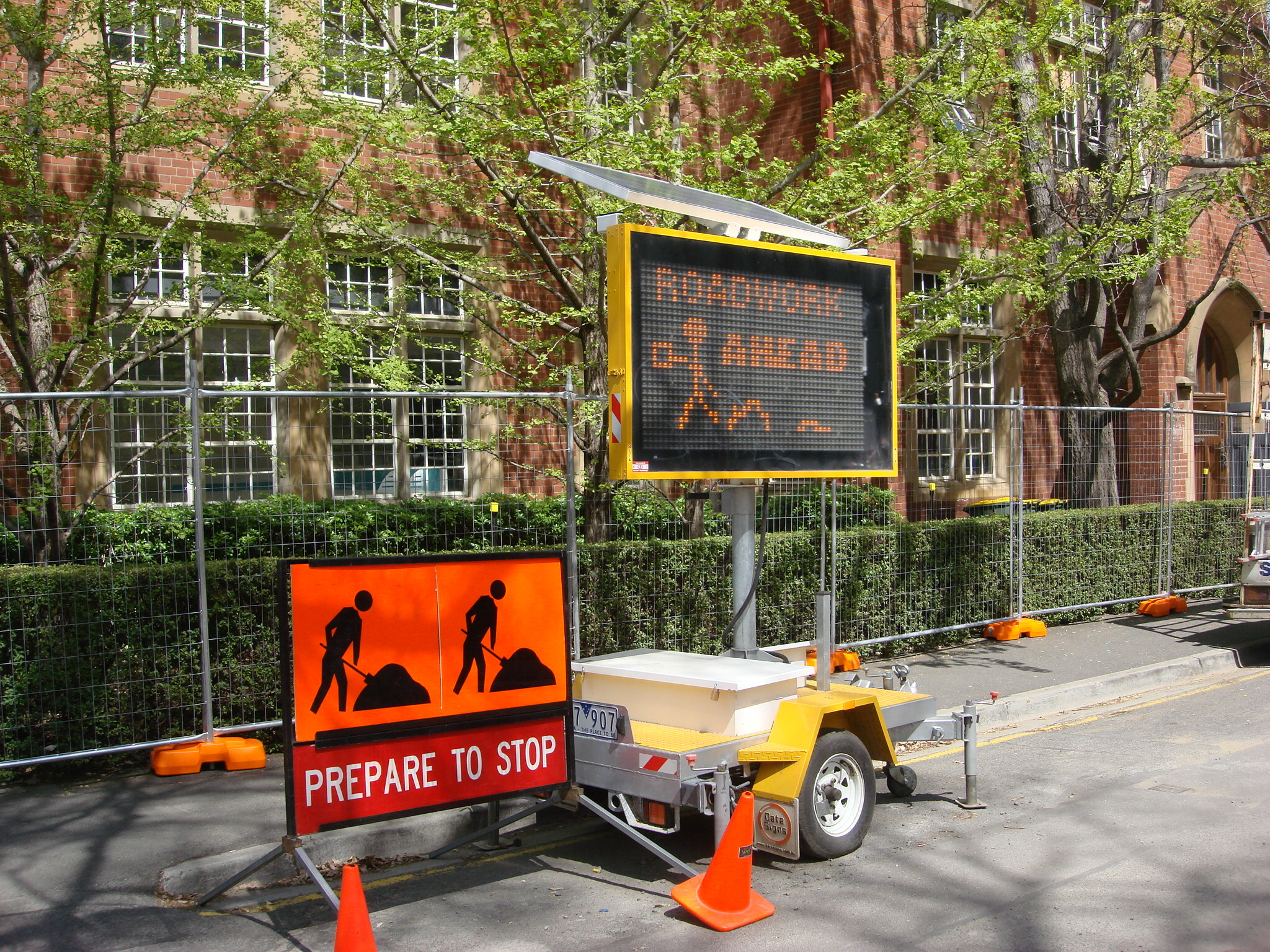 https://archive.abp.unimelb.edu.au/objects/images/Pre-construction/Enabling works/DSC07463.JPG https://archive.abp.unimelb.edu.au/objects/images/Pre-construction/Enabling works/DSC07463.JPG