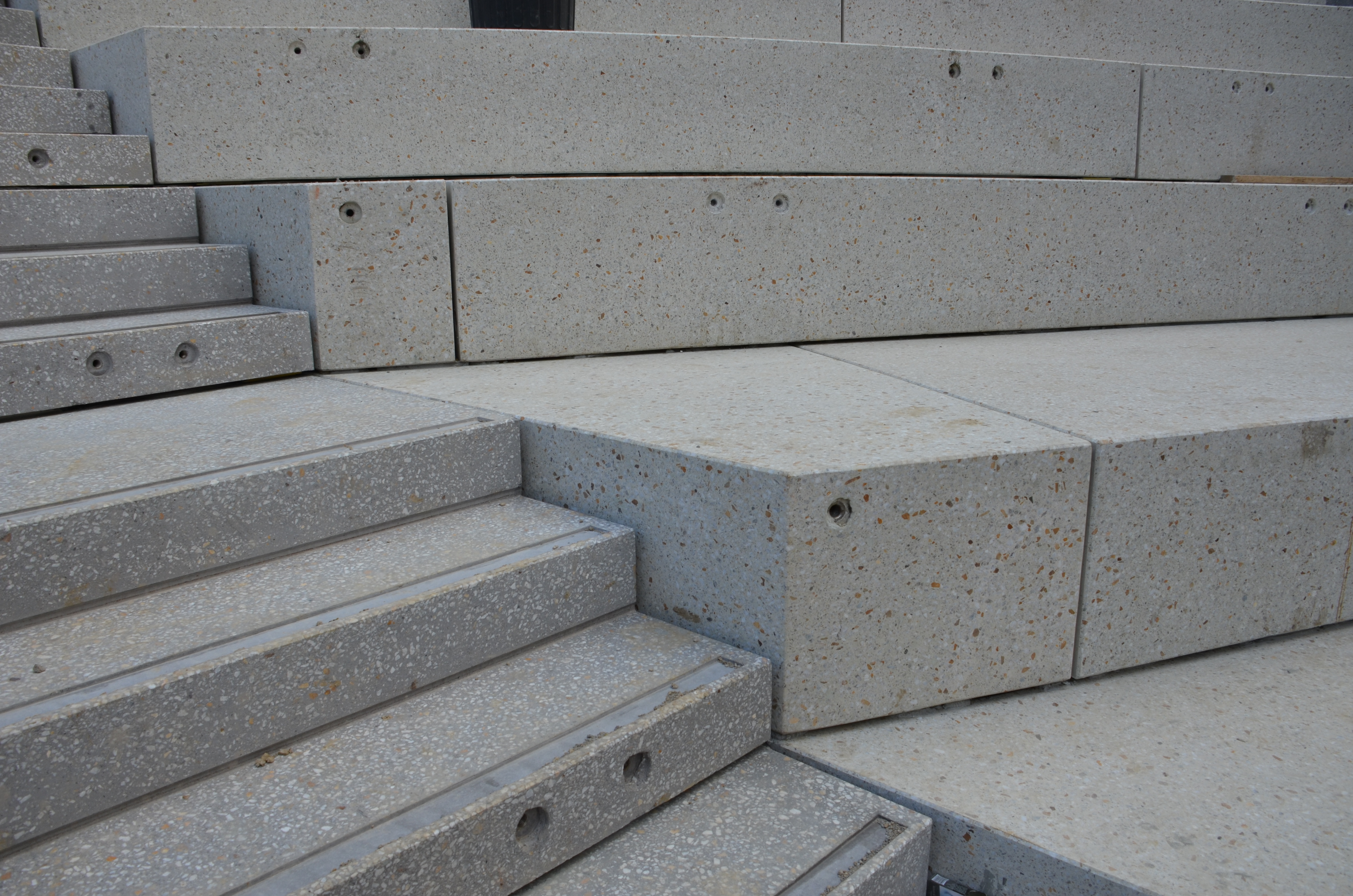 https://archive.abp.unimelb.edu.au/objects/images/Construction/Images/Stairs, walkways and balustrades/External east stairs/DSC_9034.JPG