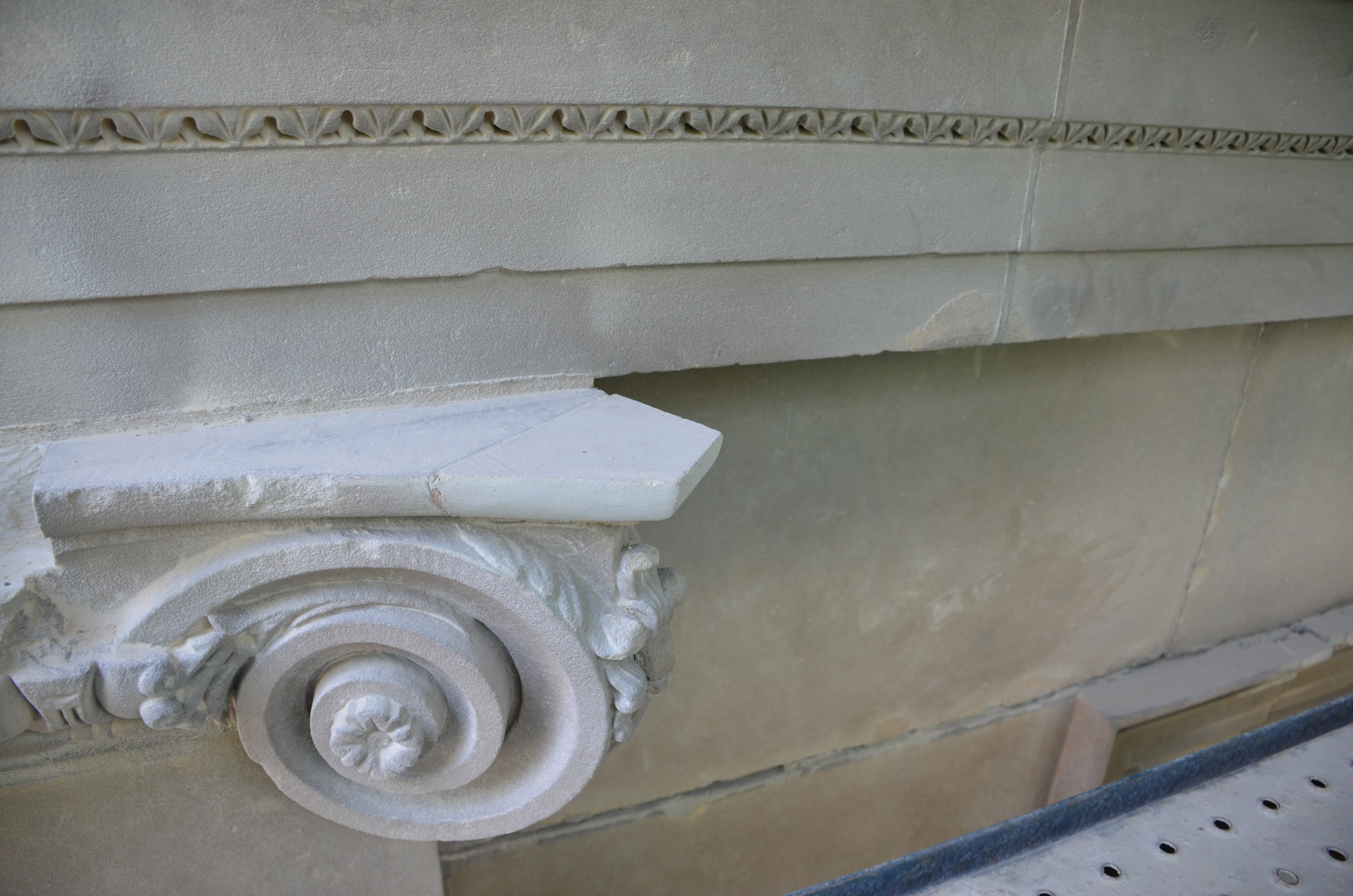 https://archive.abp.unimelb.edu.au/objects/images/Construction/Images/Facades/Joseph Reed/Restoration during BM construction/DSC_4516.JPG