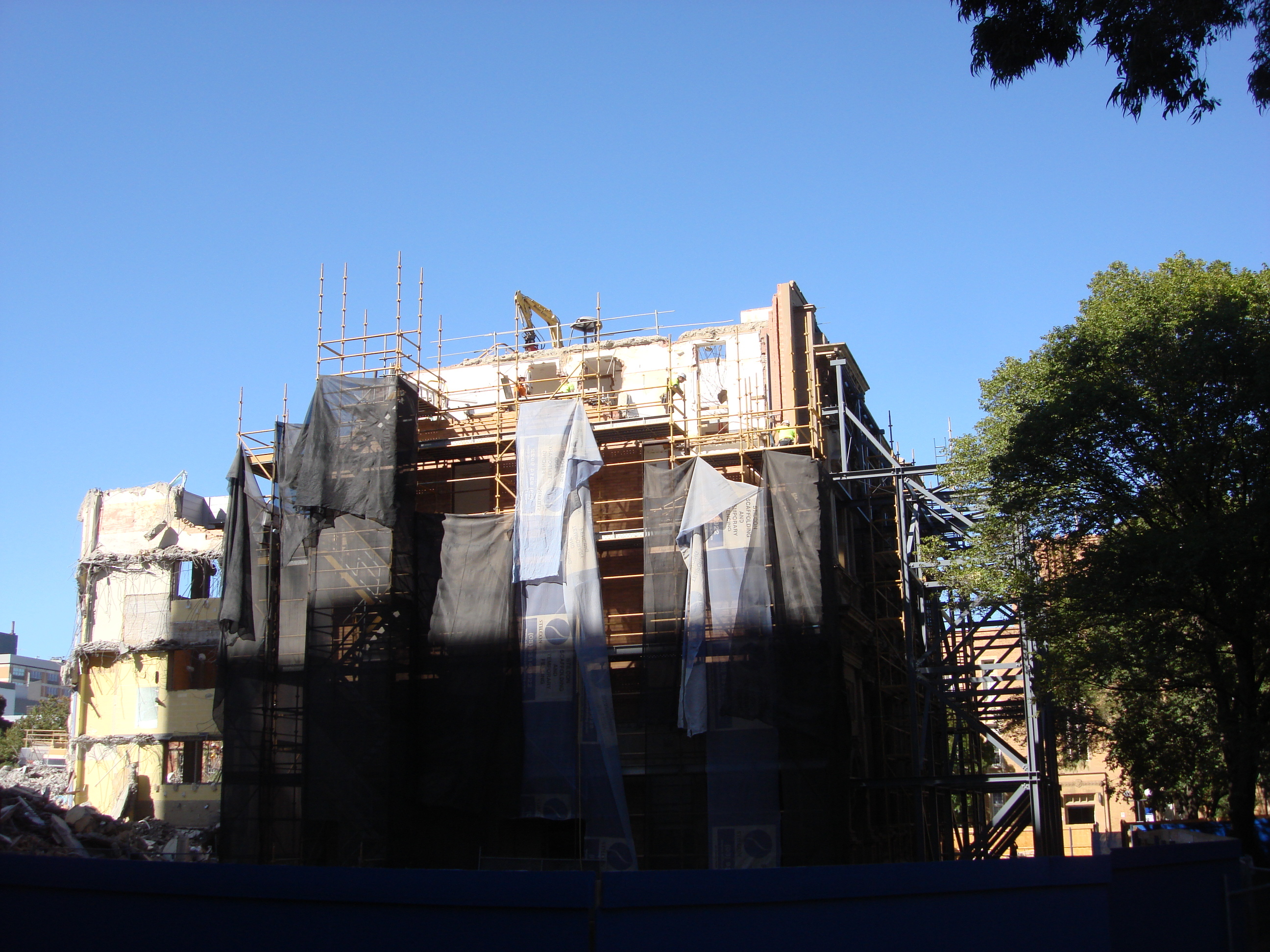 https://archive.abp.unimelb.edu.au/objects/images/Pre-construction/Demolition/ABP/DSC08339.JPG