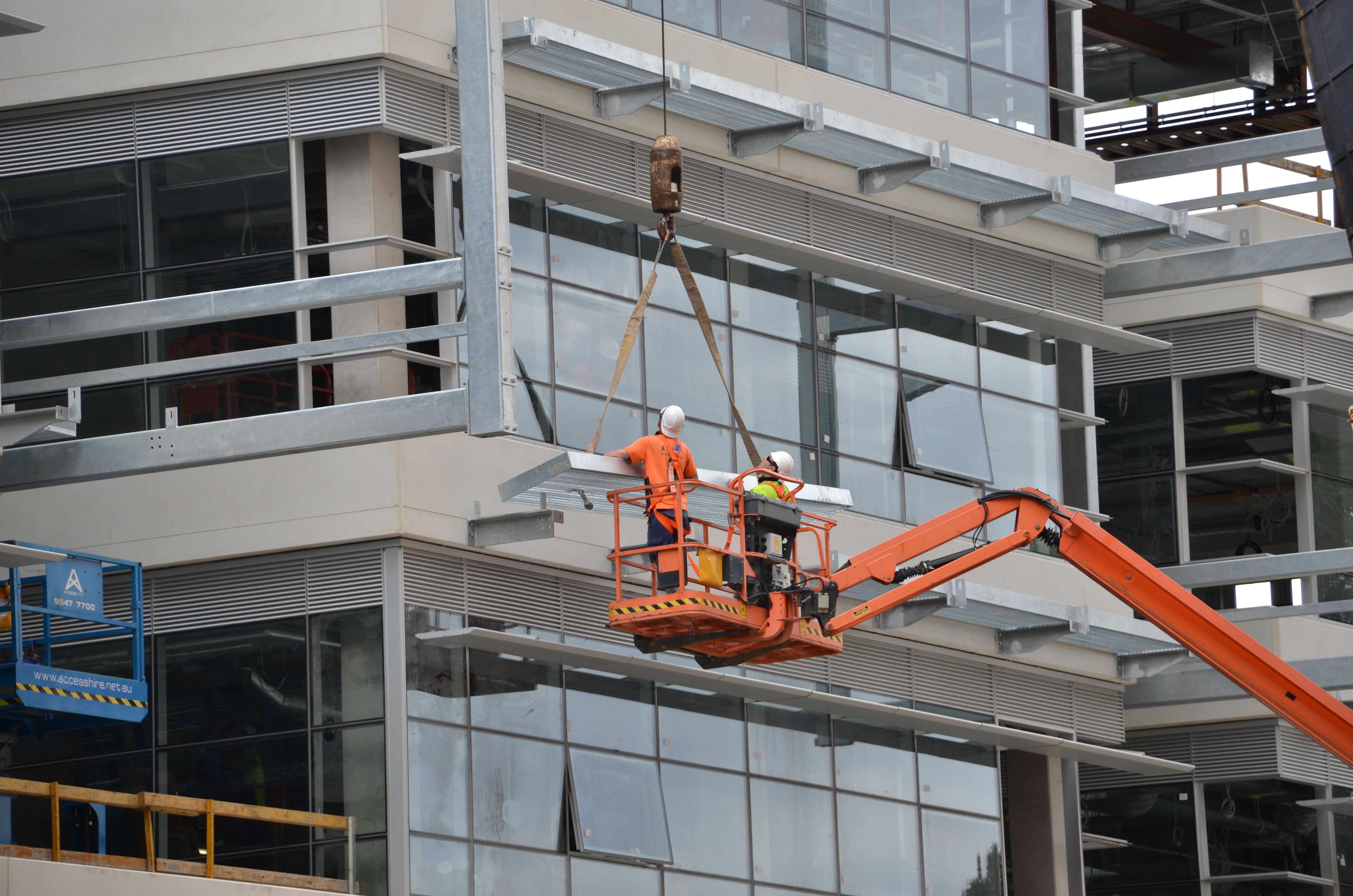 https://archive.abp.unimelb.edu.au/objects/images/Construction/Images/Facades/Zinc screens & access platforms/Access platforms/DSC_5347.JPG https://archive.abp.unimelb.edu.au/objects/images/Construction/Images/Facades/Zinc screens & access platforms/Access platforms/DSC_5347.JPG
