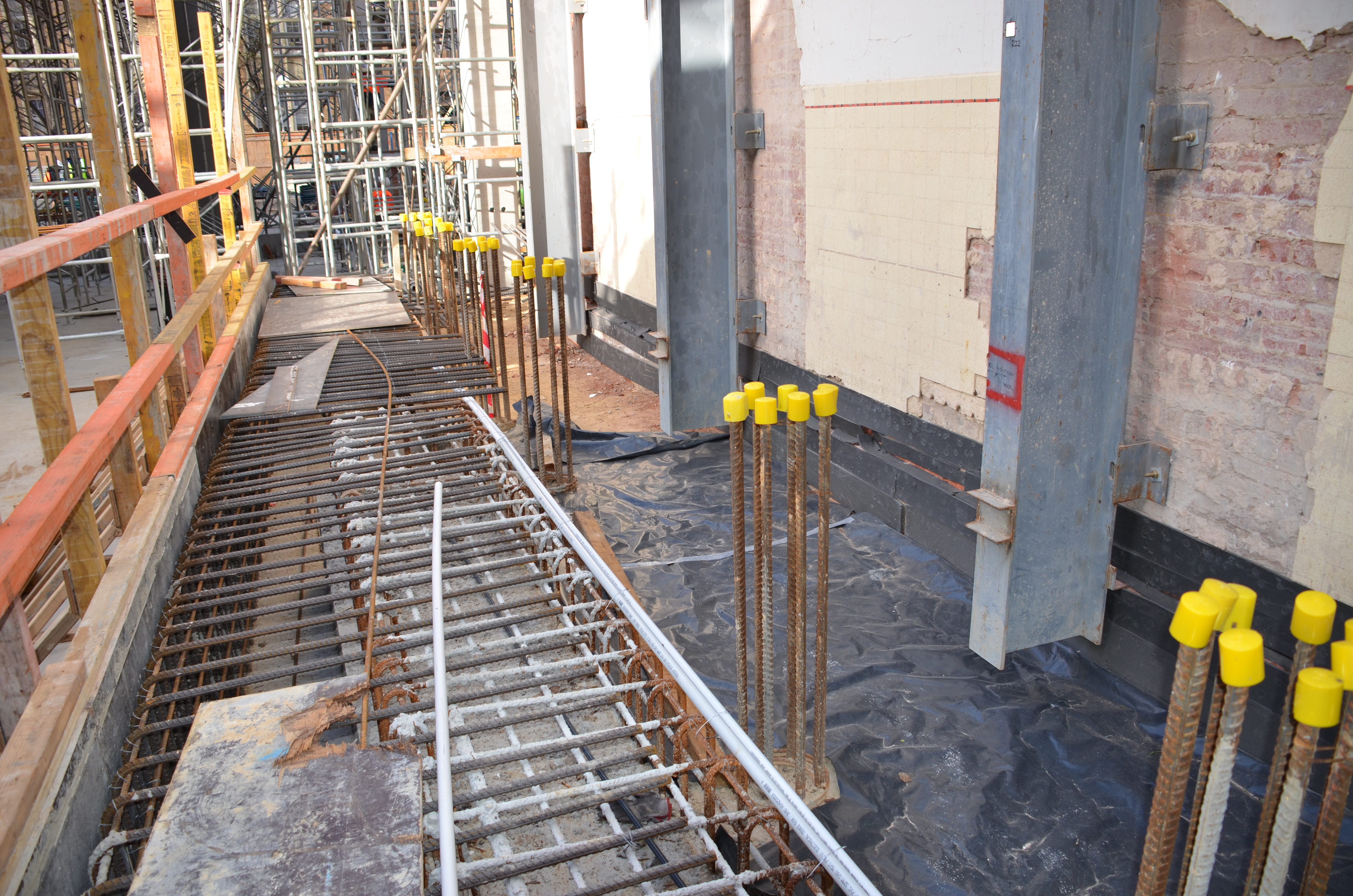 https://archive.abp.unimelb.edu.au/objects/images/Construction/Images/Facades/Joseph Reed/Restoration during BM construction/DSC_1935.JPG