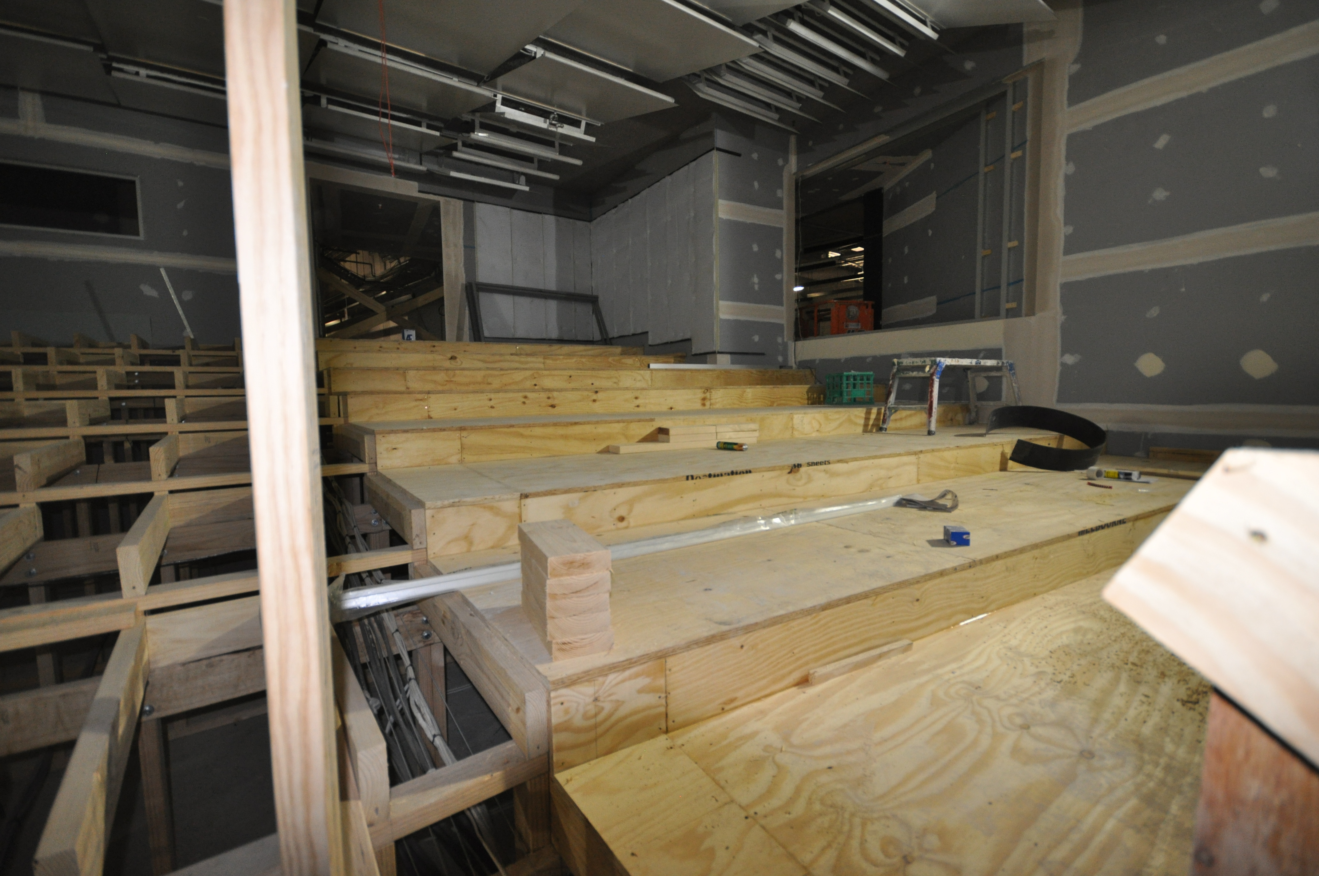 https://archive.abp.unimelb.edu.au/objects/images/Construction/Images/Floors and finishes/Floor framing to lecture theatres/Large theatre tier/DSC_7278.JPG https://archive.abp.unimelb.edu.au/objects/images/Construction/Images/Floors and finishes/Floor framing to lecture theatres/Large theatre tier/DSC_7278.JPG