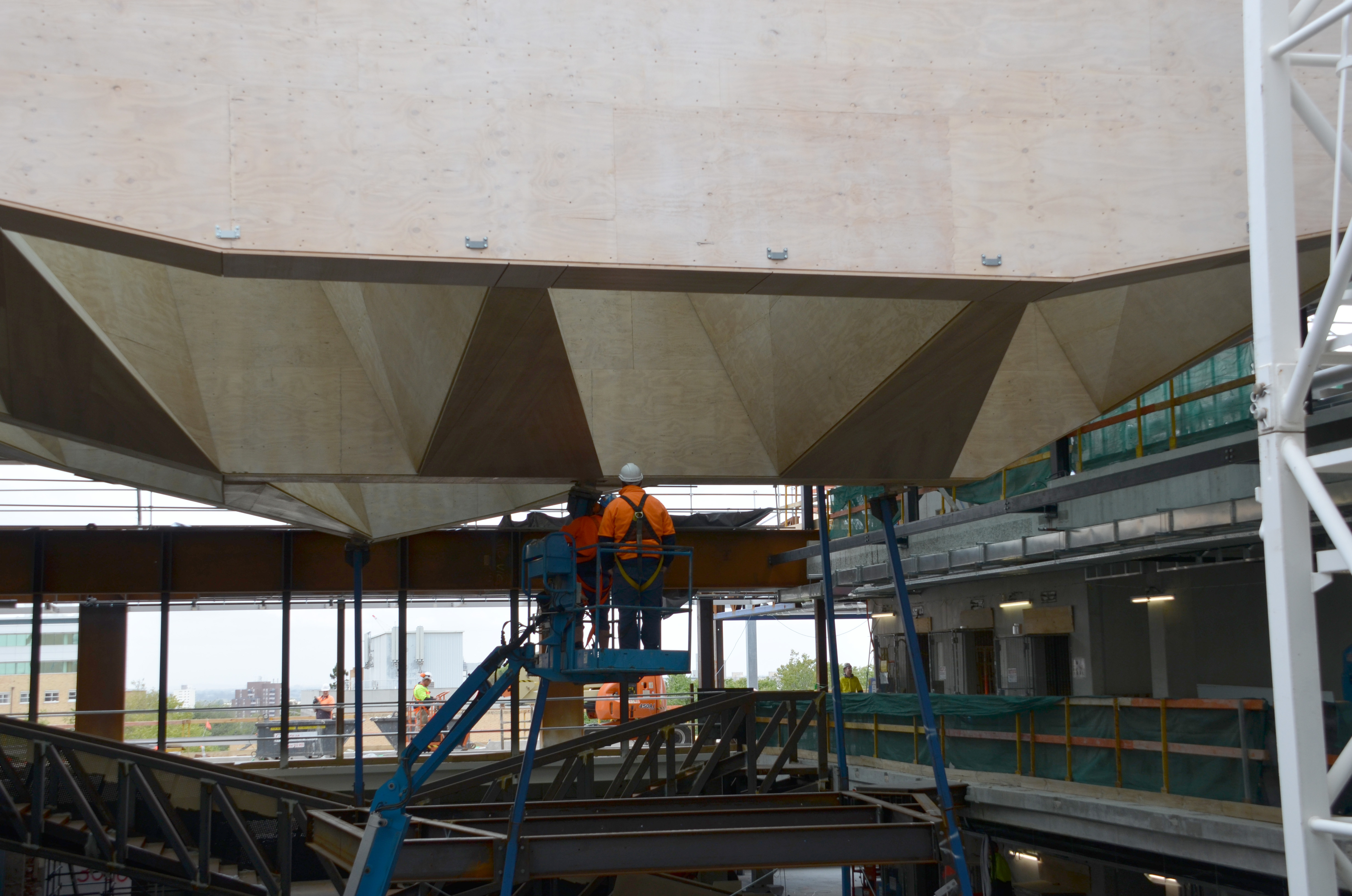 https://archive.abp.unimelb.edu.au/objects/images/Construction/Images/Hanging studio/Steel framing/DSC_5795.JPG https://archive.abp.unimelb.edu.au/objects/images/Construction/Images/Hanging studio/Steel framing/DSC_5795.JPG