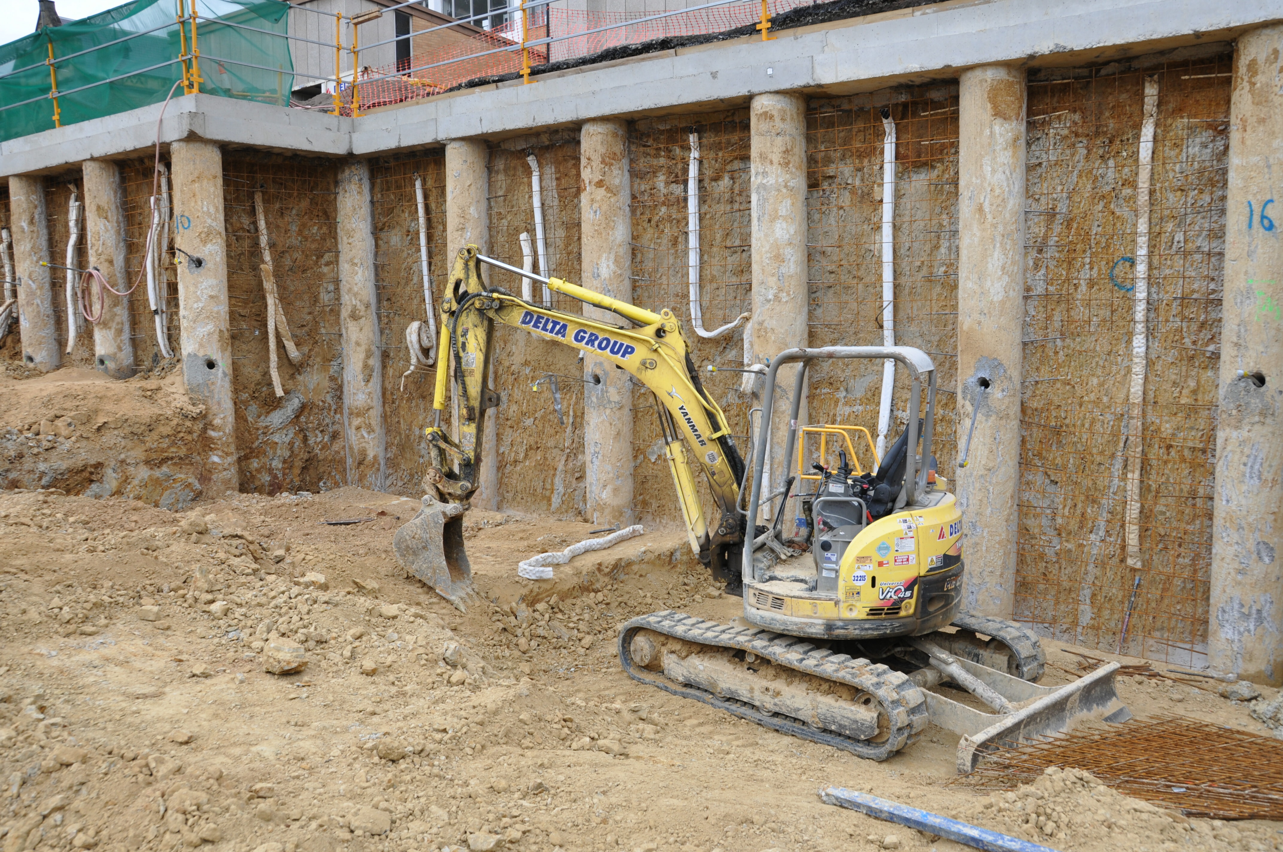 https://archive.abp.unimelb.edu.au/objects/images/Construction/Images/Basement/Detail & footing excavation/DSC_0167.JPG https://archive.abp.unimelb.edu.au/objects/images/Construction/Images/Basement/Detail & footing excavation/DSC_0167.JPG