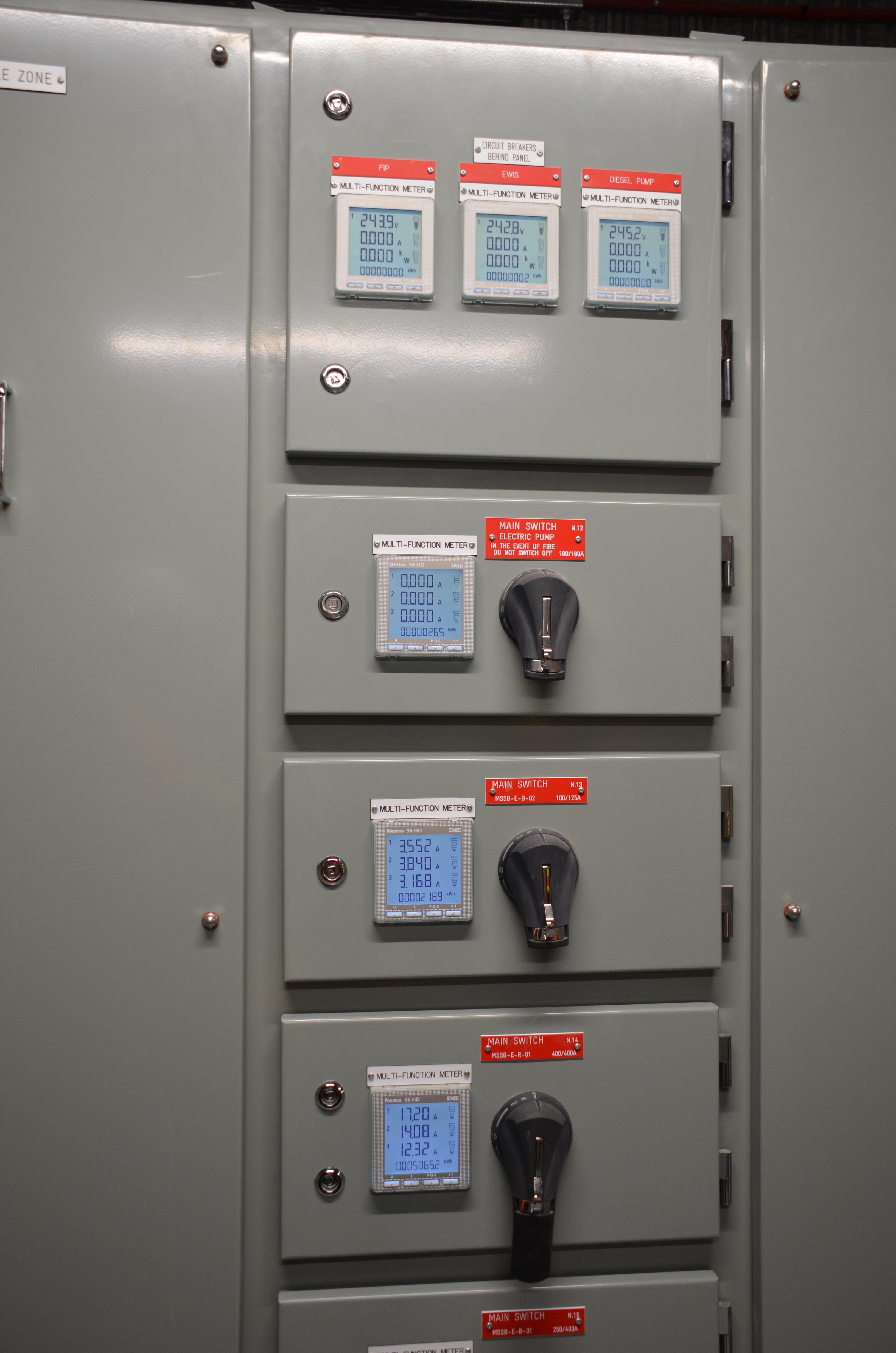 https://archive.abp.unimelb.edu.au/objects/images/Construction/Images/Services/Witness testing/Electrical/DSC_9490.JPG https://archive.abp.unimelb.edu.au/objects/images/Construction/Images/Services/Witness testing/Electrical/DSC_9490.JPG