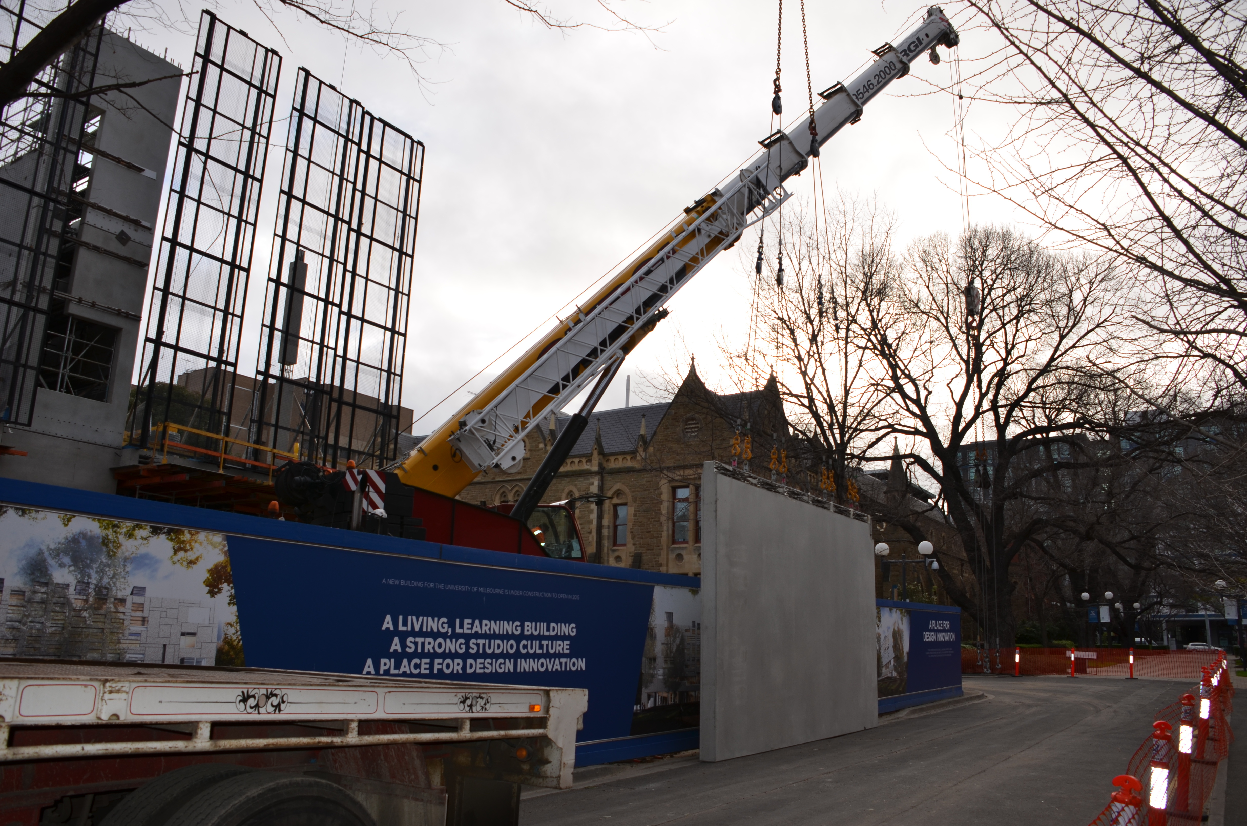 https://archive.abp.unimelb.edu.au/objects/images/Construction/Images/Precast structural concrete walls and columns/Levesl 2-5/DSC_1908.JPG https://archive.abp.unimelb.edu.au/objects/images/Construction/Images/Precast structural concrete walls and columns/Levesl 2-5/DSC_1908.JPG