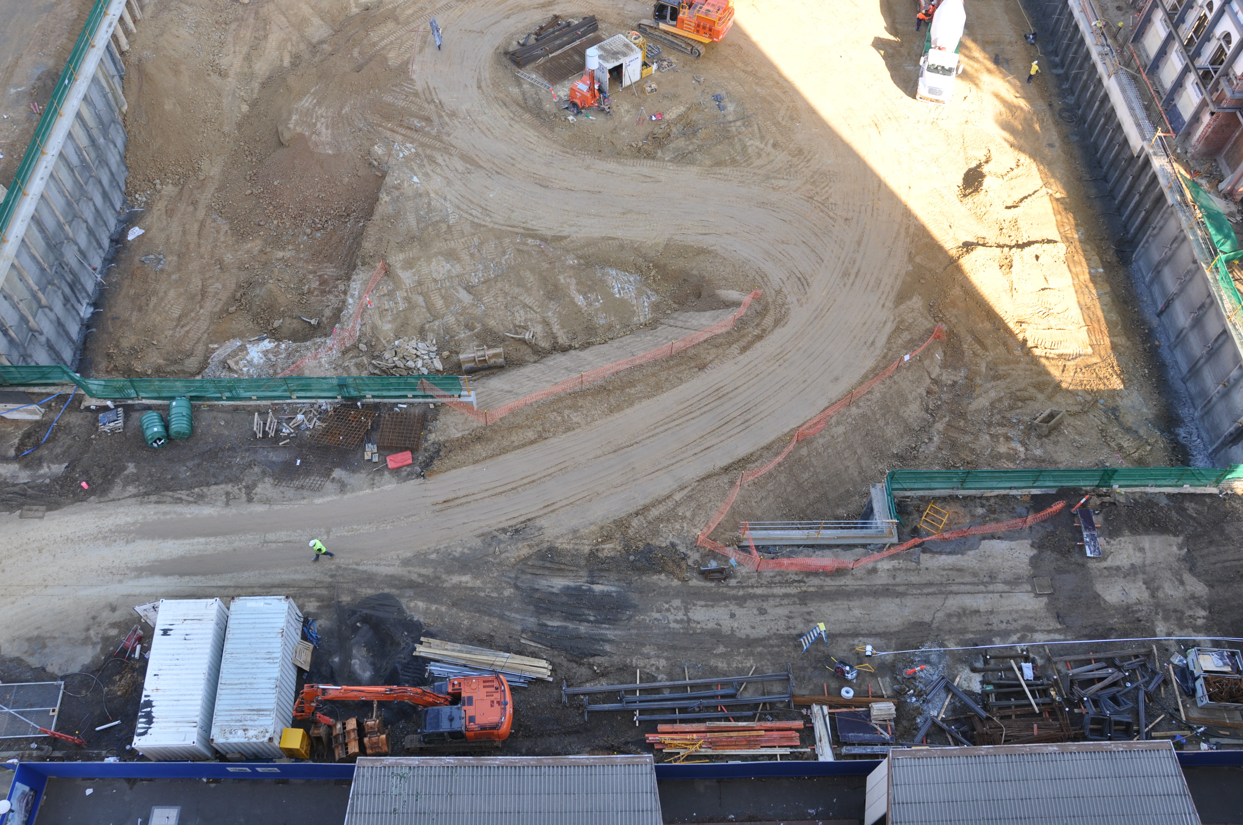 https://archive.abp.unimelb.edu.au/objects/images/Construction/Images/Basement/Bulk excavation/DSC_0188.JPG