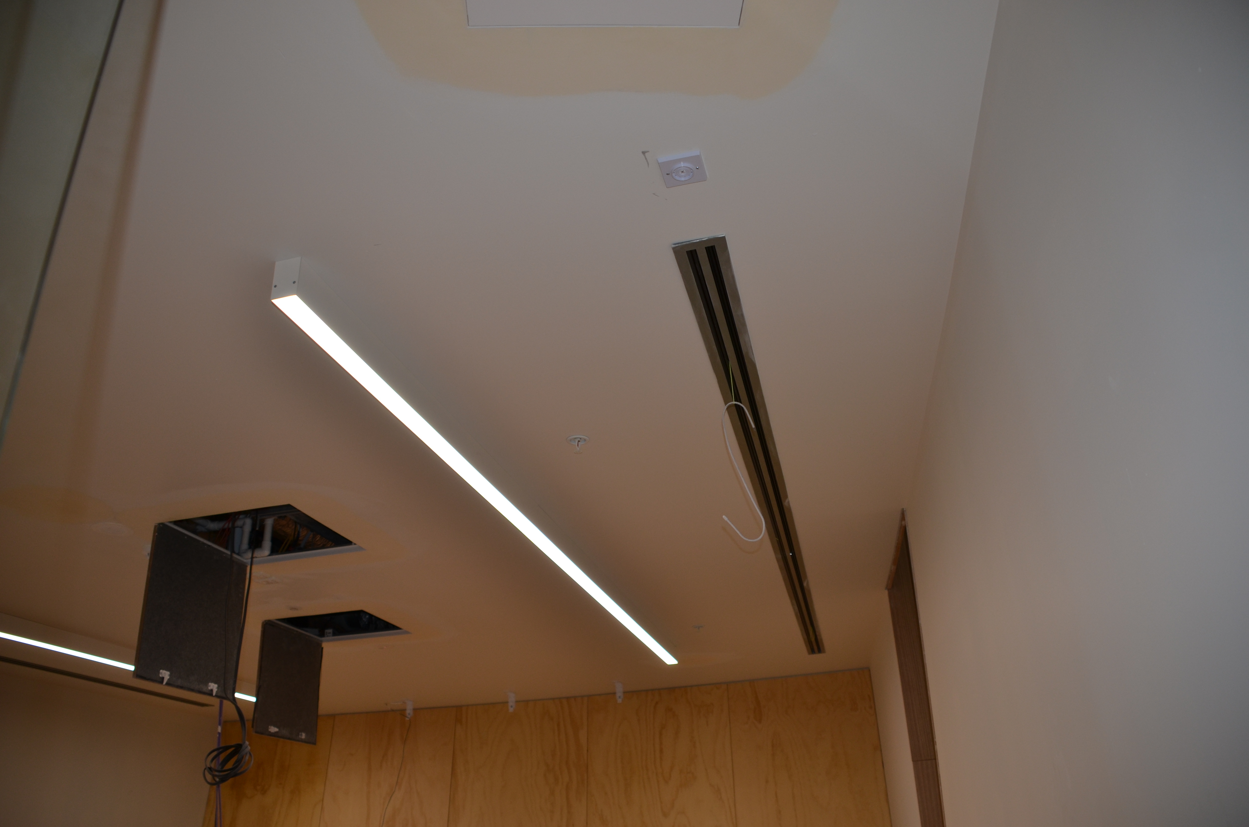 https://archive.abp.unimelb.edu.au/objects/images/Construction/Images/Hanging studio/Internal plasterboard lining and framing/DSC_9503.JPG https://archive.abp.unimelb.edu.au/objects/images/Construction/Images/Hanging studio/Internal plasterboard lining and framing/DSC_9503.JPG