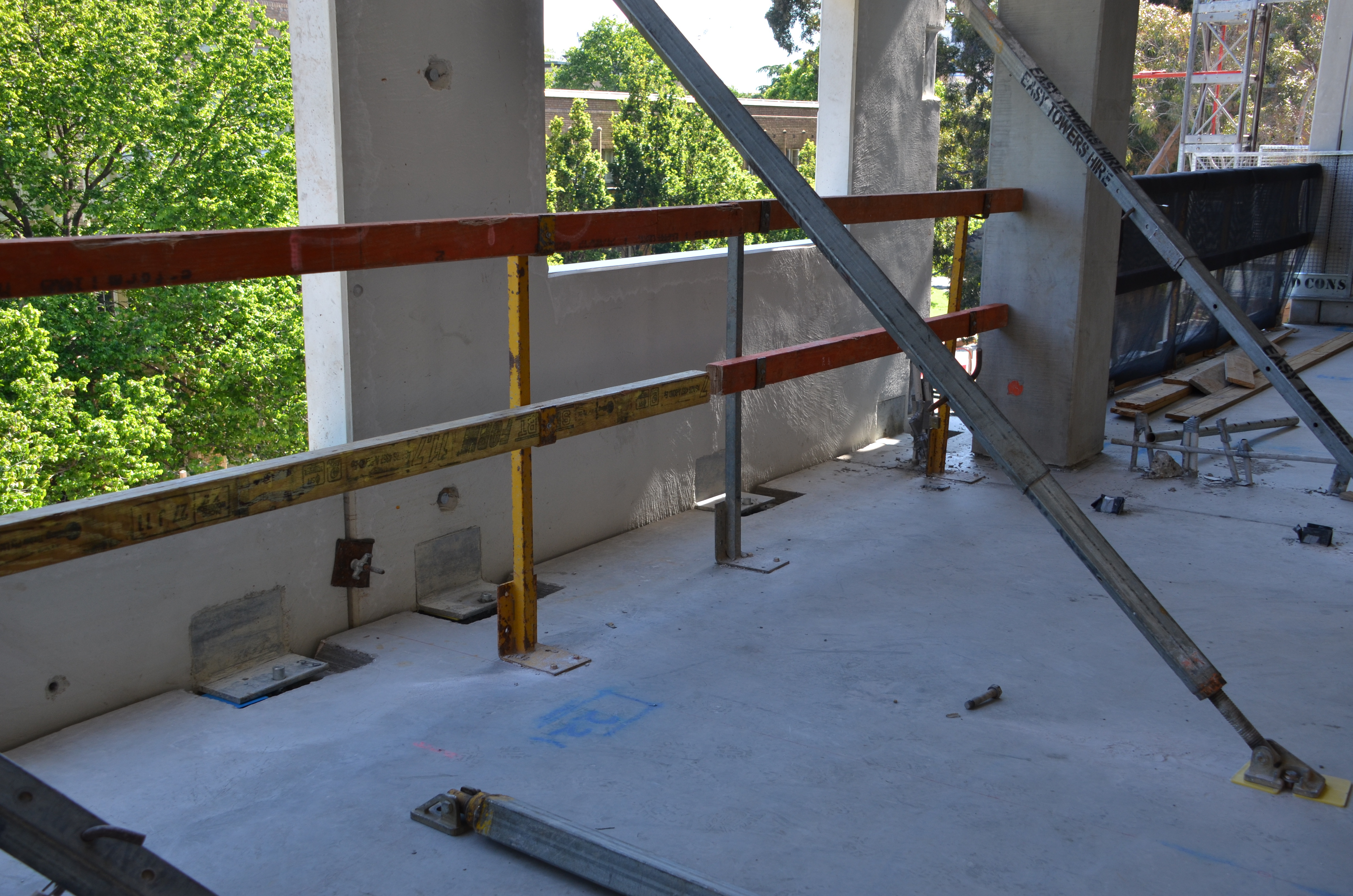 https://archive.abp.unimelb.edu.au/objects/images/Construction/Images/Facades/Precast concrete/Polished south side/DSC_3555.JPG