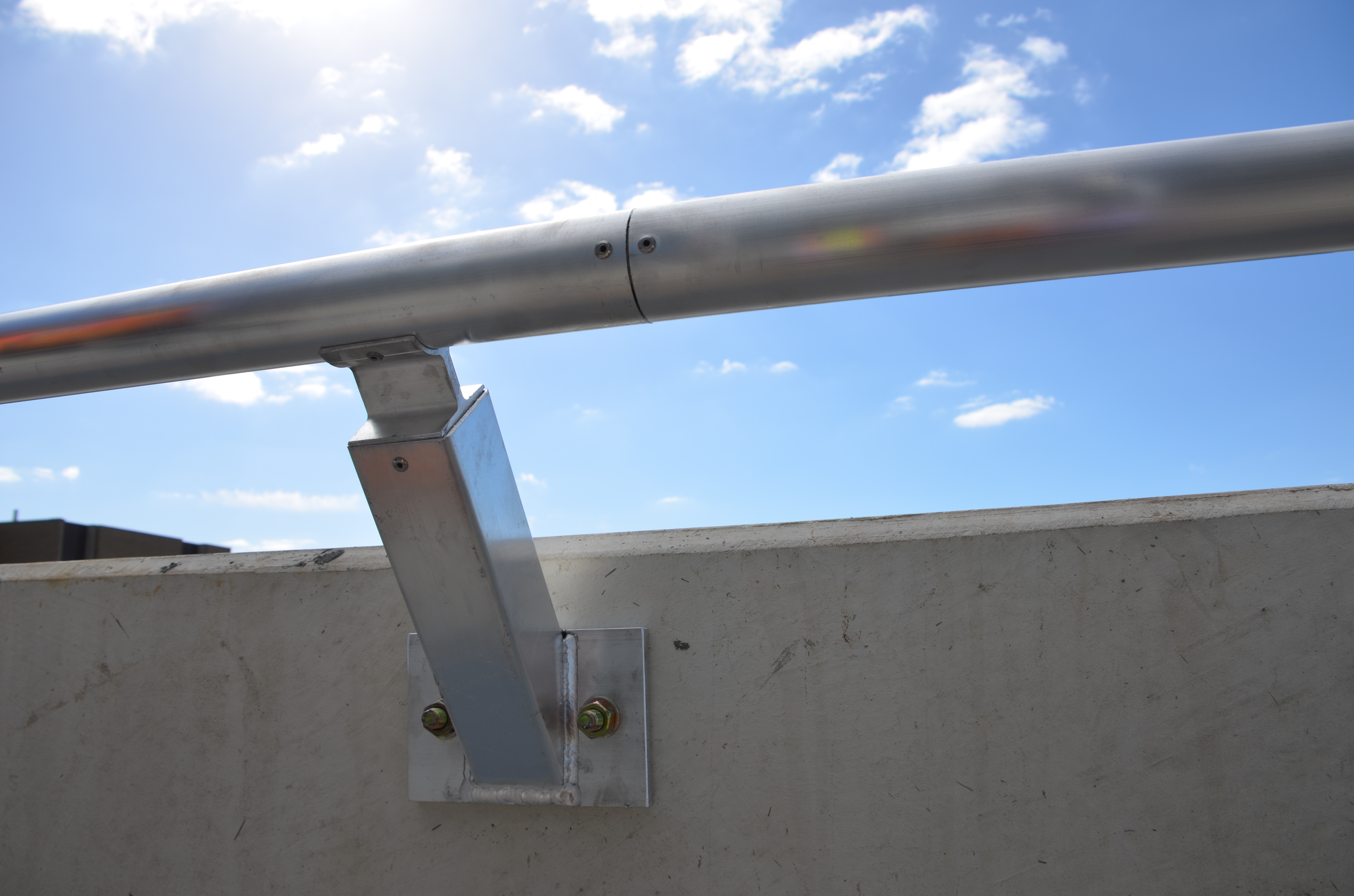 https://archive.abp.unimelb.edu.au/objects/images/Construction/Images/Roof/Parapets and Handrails/DSC_6102.JPG https://archive.abp.unimelb.edu.au/objects/images/Construction/Images/Roof/Parapets and Handrails/DSC_6102.JPG
