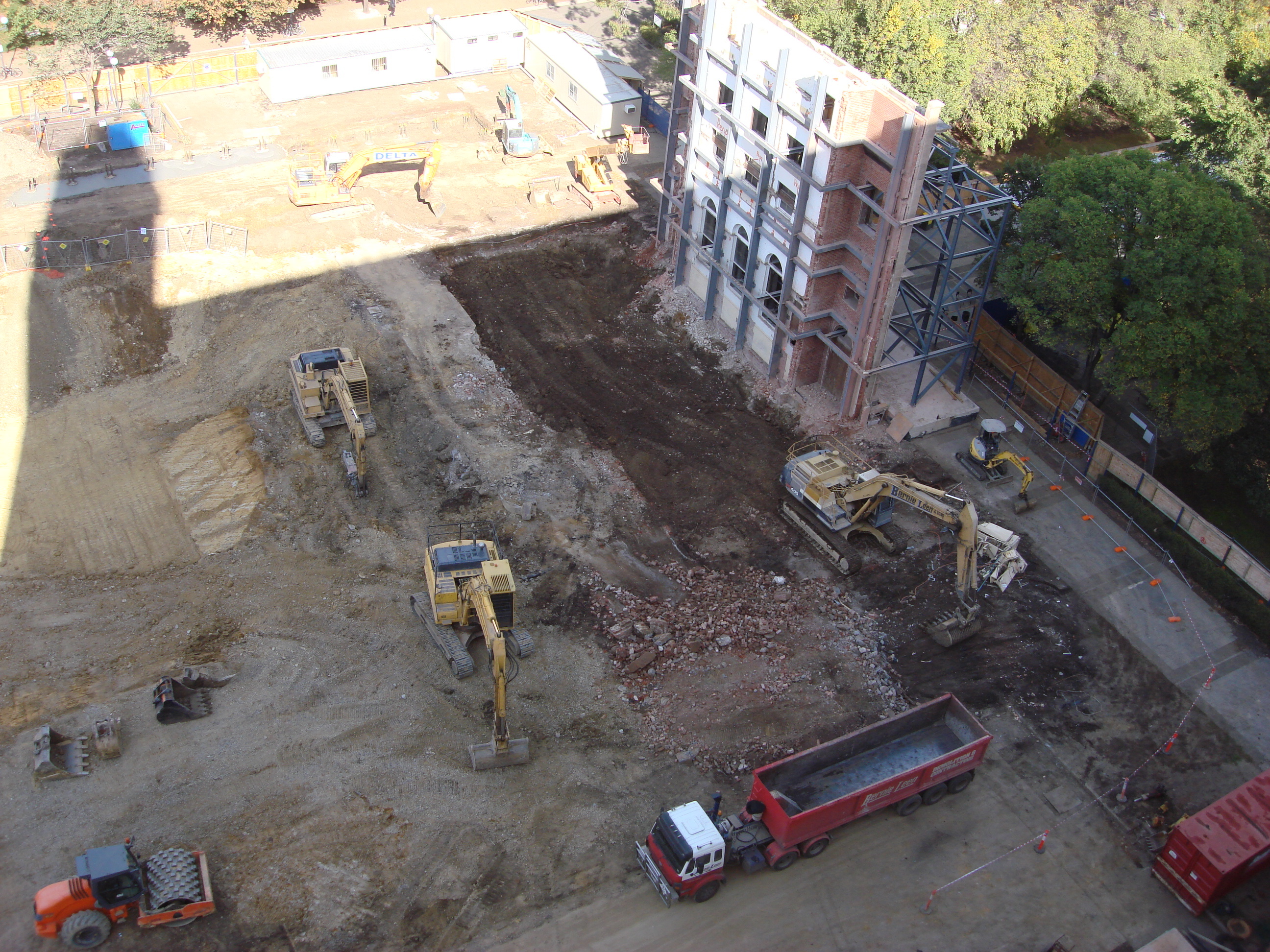 https://archive.abp.unimelb.edu.au/objects/images/Construction/Images/Aerial/DSC_0181C.JPG https://archive.abp.unimelb.edu.au/objects/images/Construction/Images/Aerial/DSC_0181C.JPG