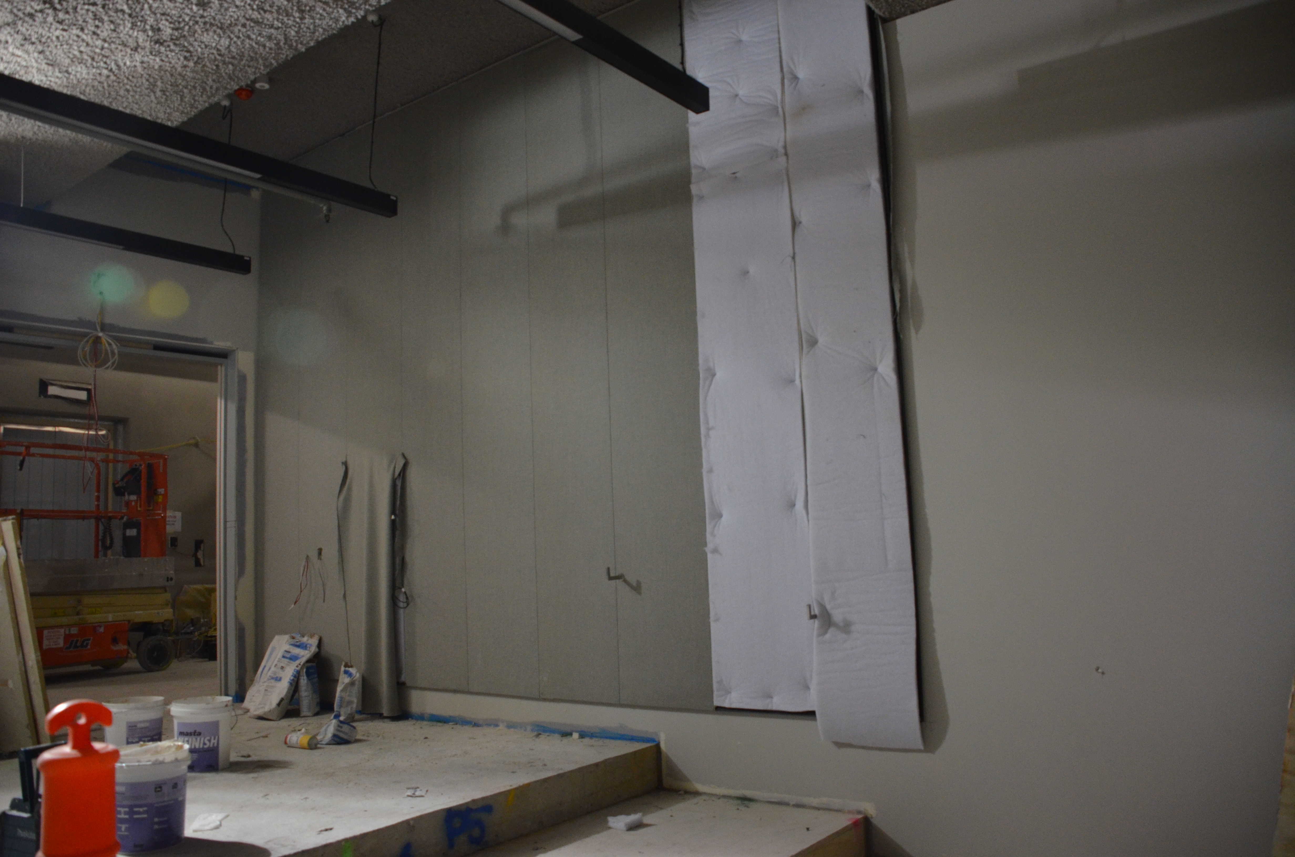 https://archive.abp.unimelb.edu.au/objects/images/Construction/Images/Wall linings and finishes/Small and large lecture theatre acoustic felt/DSC_7356.JPG
