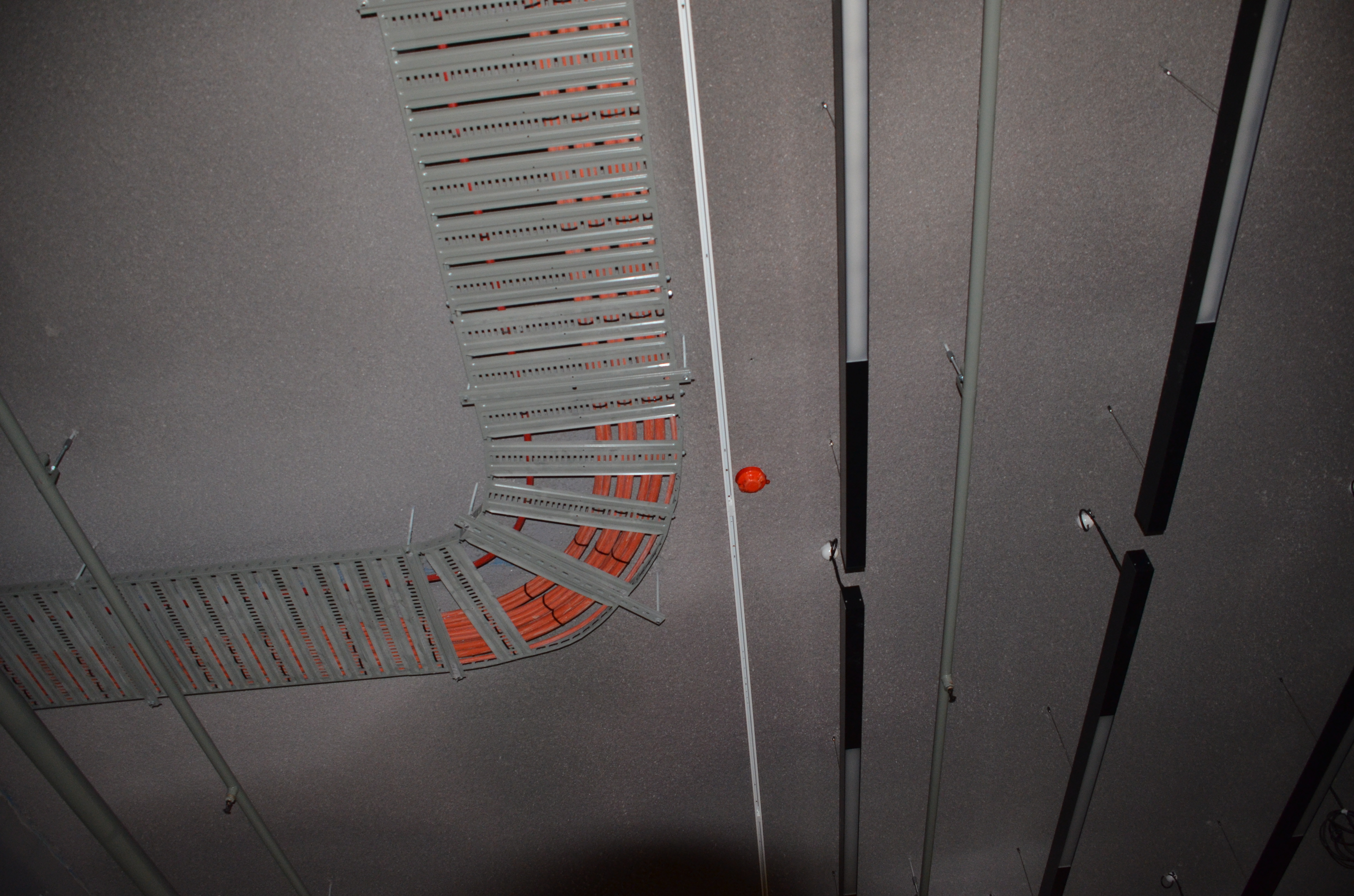 https://archive.abp.unimelb.edu.au/objects/images/Construction/Images/Ceilings/Small lecture theatres/DSC_6311.JPG