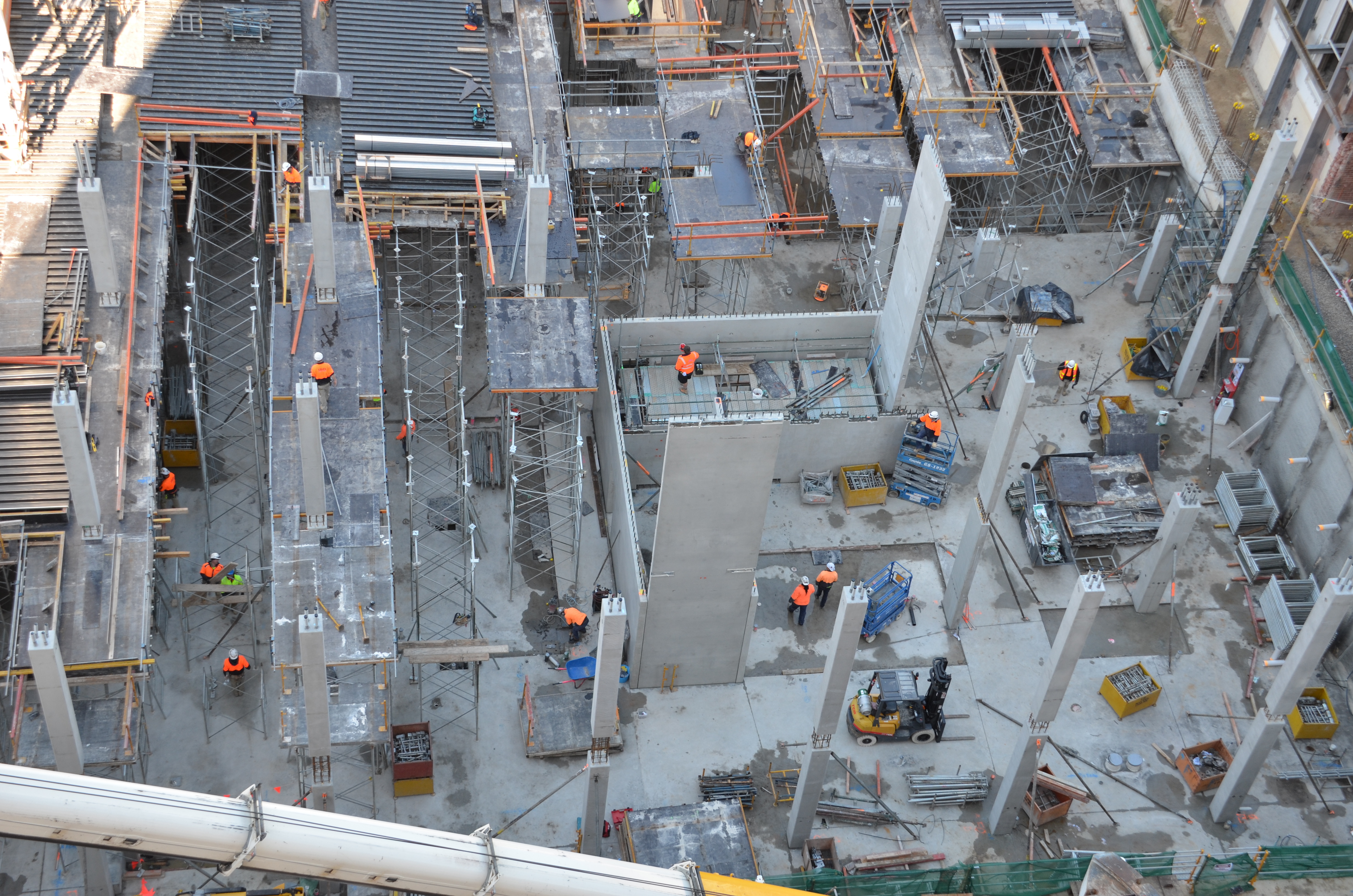 https://archive.abp.unimelb.edu.au/objects/images/Construction/Images/Concrete suspended slabs and beams/Ground level & formwork/DSC_1207.JPG https://archive.abp.unimelb.edu.au/objects/images/Construction/Images/Concrete suspended slabs and beams/Ground level & formwork/DSC_1207.JPG