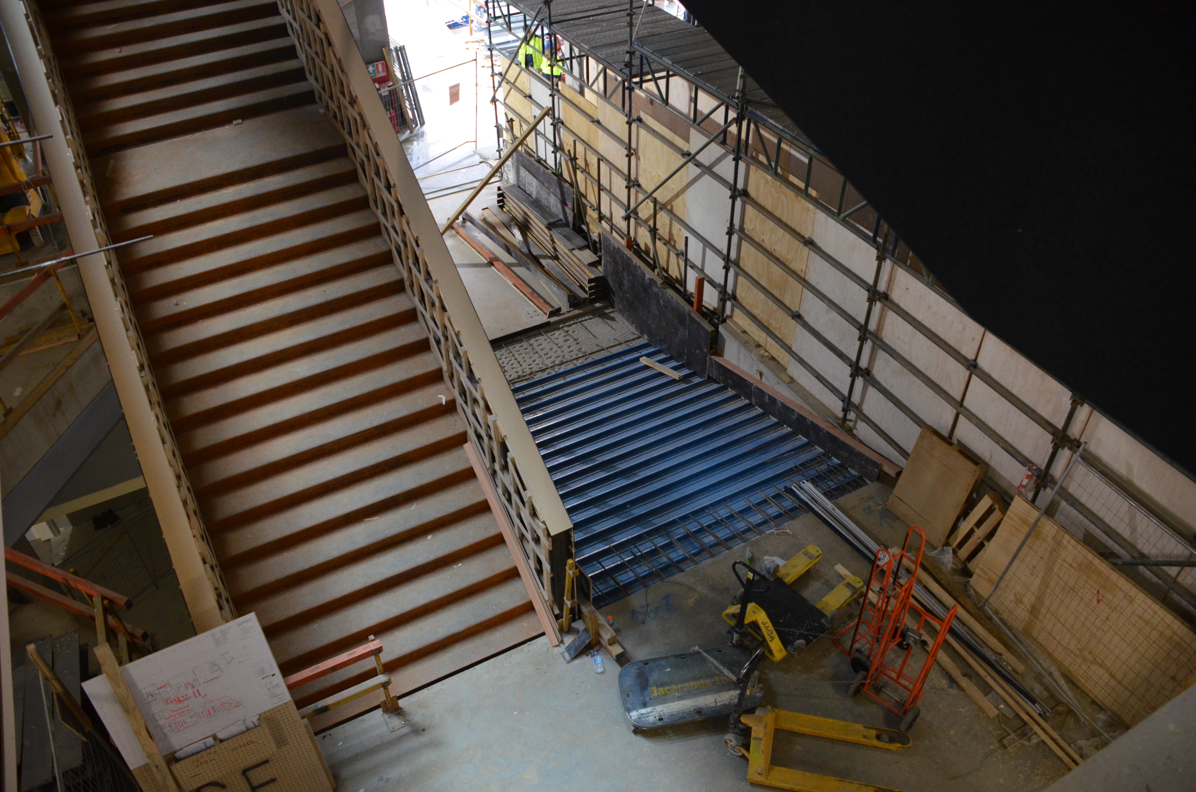https://archive.abp.unimelb.edu.au/objects/images/Construction/Images/Stair finishes & linings/Y stairs/DSC_7537.JPG