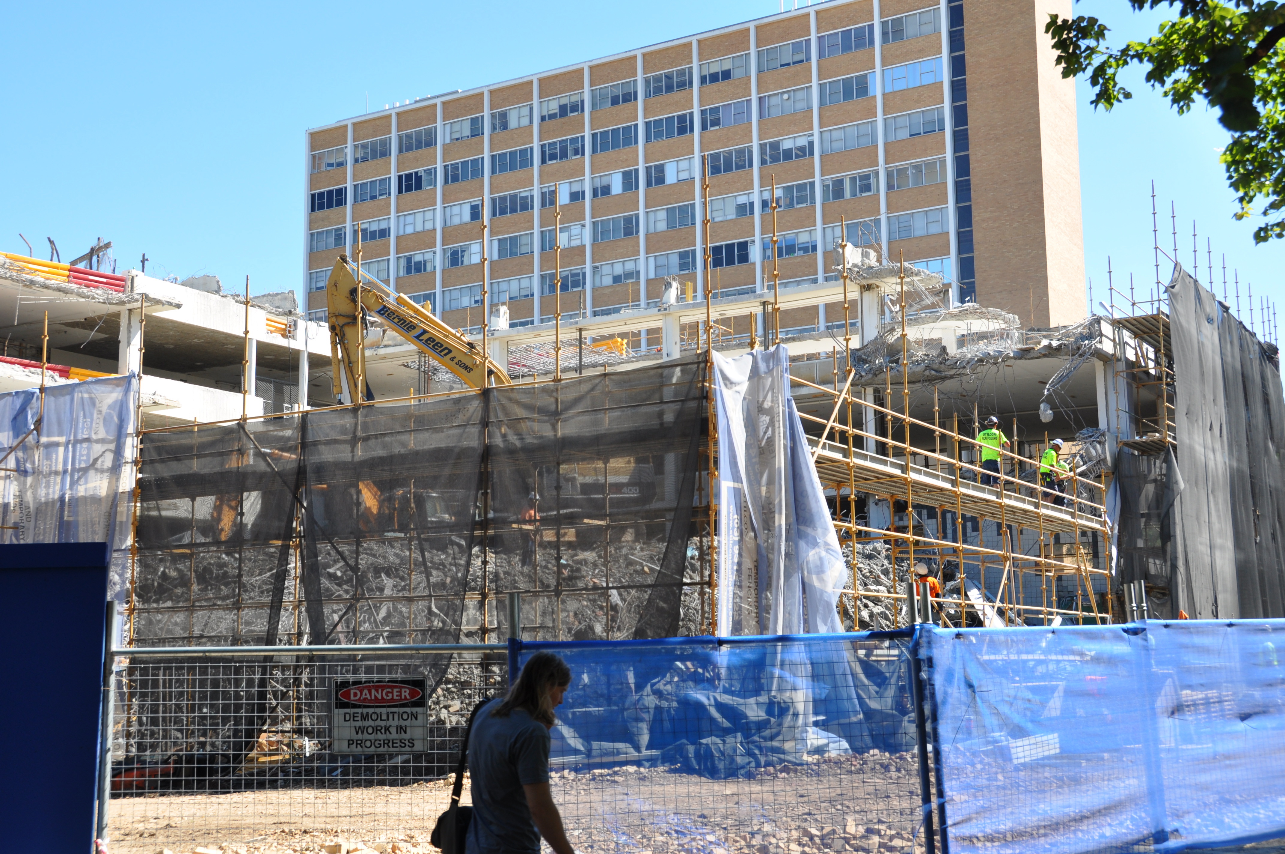 https://archive.abp.unimelb.edu.au/objects/images/Pre-construction/Demolition/ABP/DSC08267A.jpg https://archive.abp.unimelb.edu.au/objects/images/Pre-construction/Demolition/ABP/DSC08267A.jpg