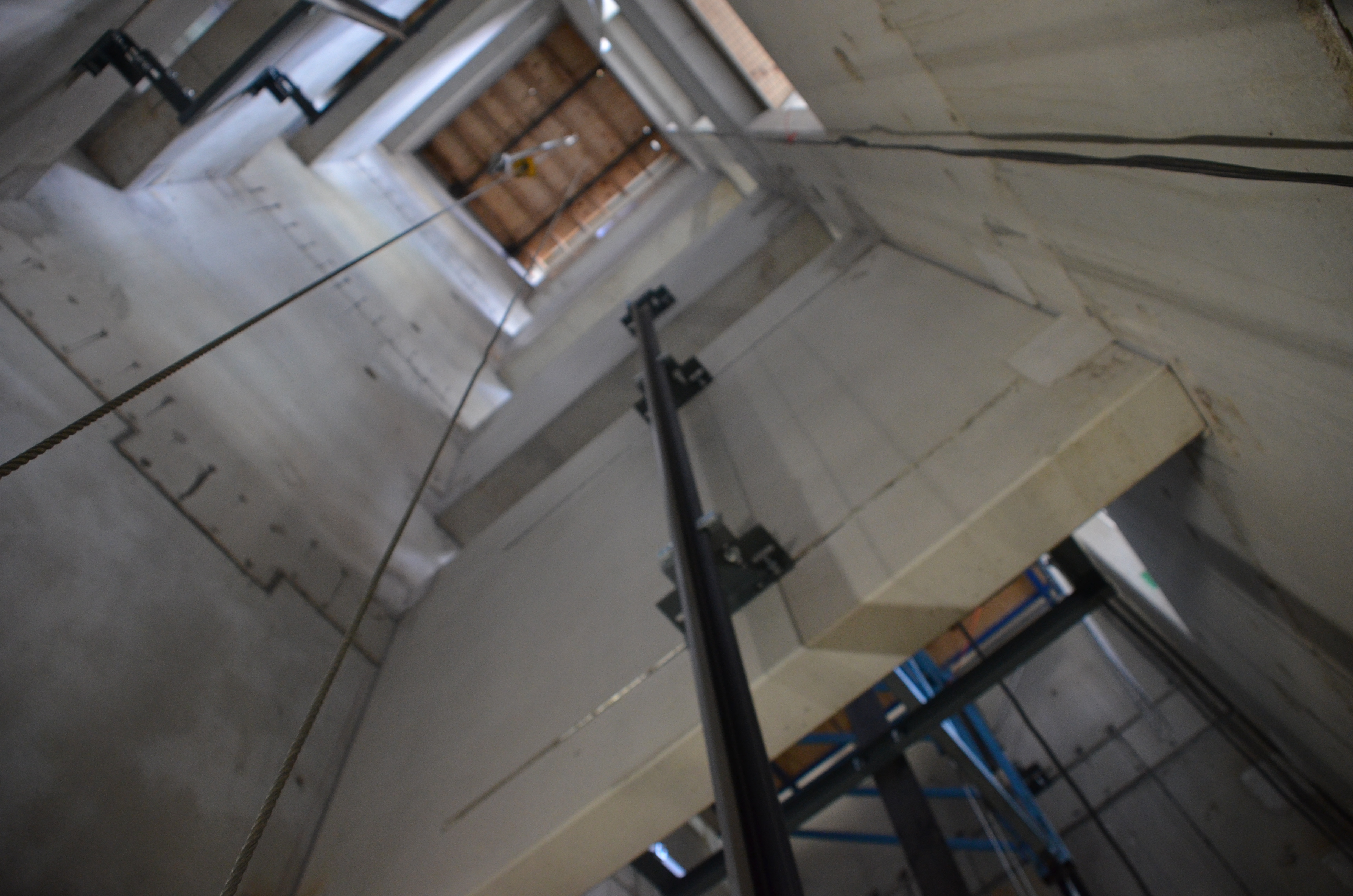 https://archive.abp.unimelb.edu.au/objects/images/Construction/Images/Services/Lift installation/Main lift bank/DSC_5522.JPG