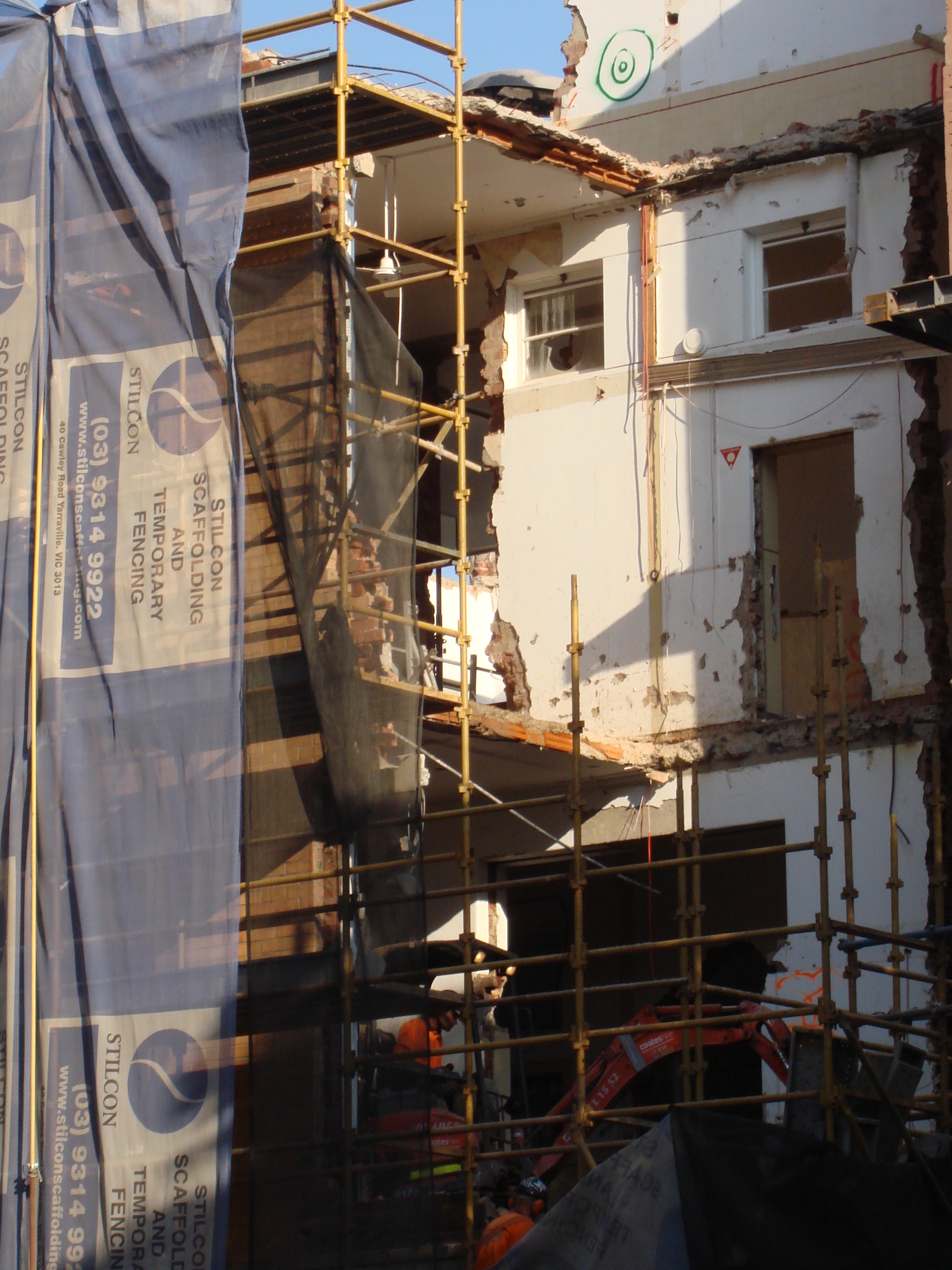 https://archive.abp.unimelb.edu.au/objects/images/Pre-construction/Demolition/OC/DSC08375.JPG https://archive.abp.unimelb.edu.au/objects/images/Pre-construction/Demolition/OC/DSC08375.JPG