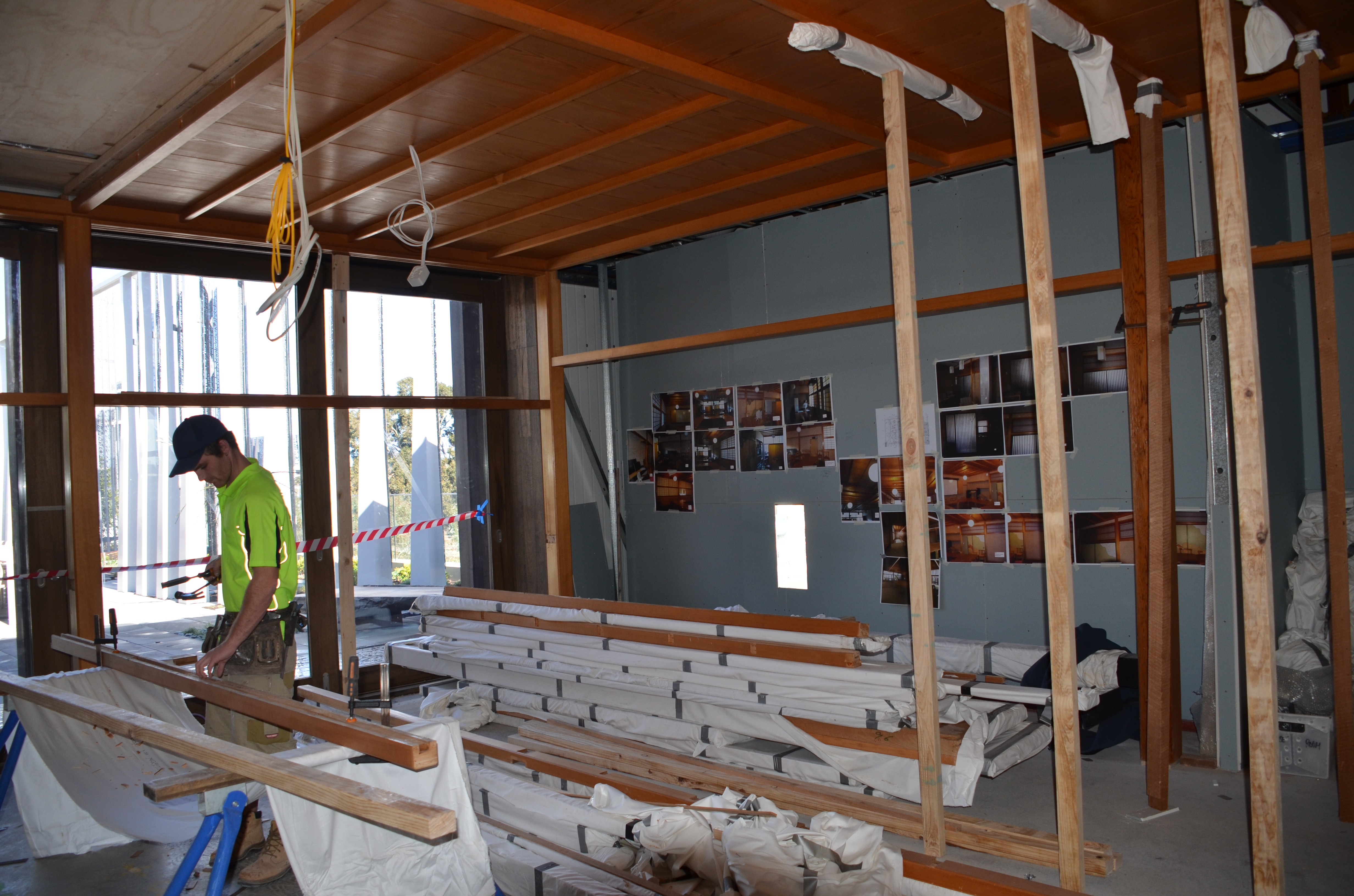 https://archive.abp.unimelb.edu.au/objects/images/Construction/Images/Japanese room refit/DSD_0295.JPG https://archive.abp.unimelb.edu.au/objects/images/Construction/Images/Japanese room refit/DSD_0295.JPG