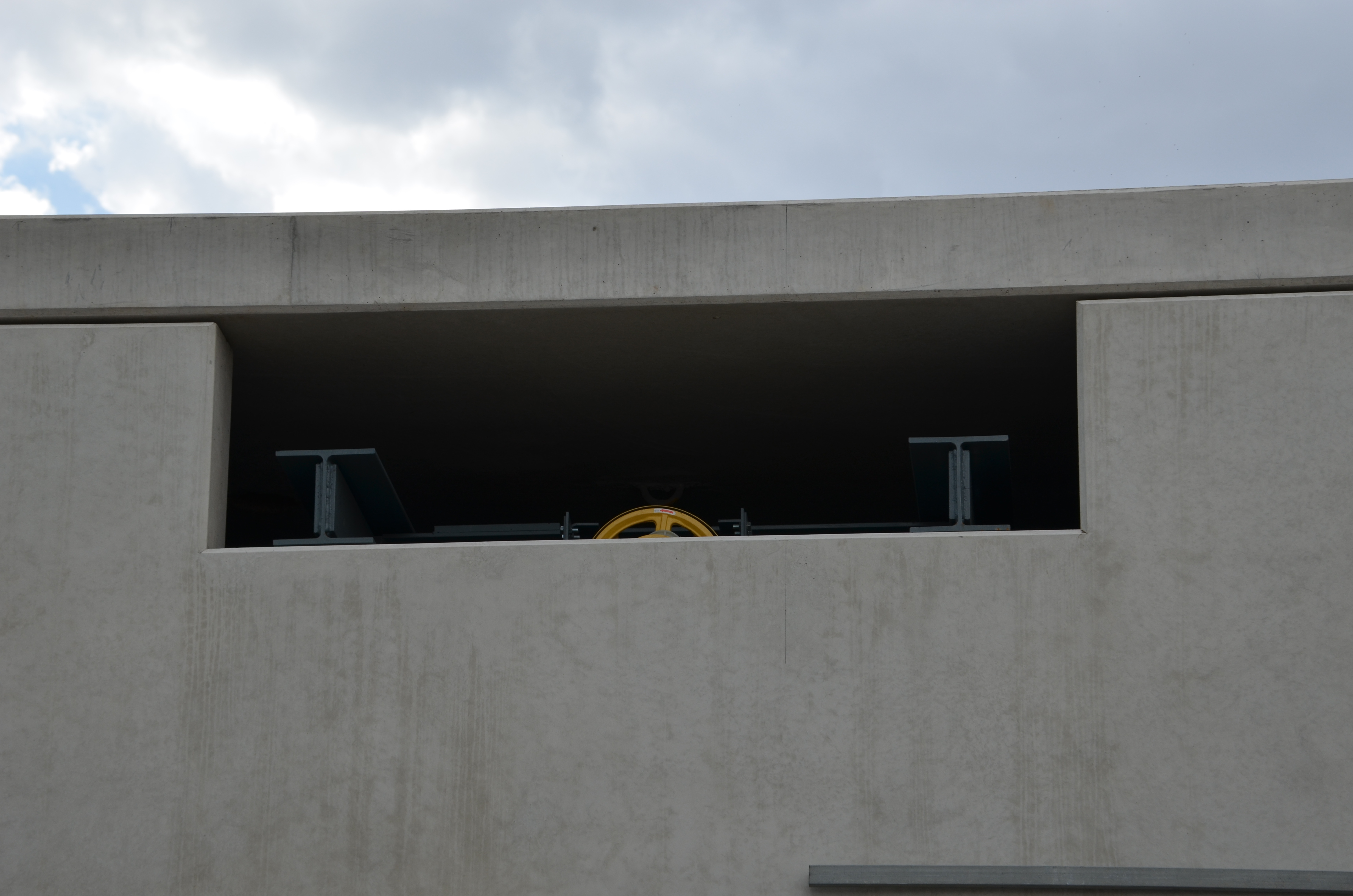 https://archive.abp.unimelb.edu.au/objects/images/Construction/Images/Services/Lift installation/Main lift bank/DSC_5668.JPG https://archive.abp.unimelb.edu.au/objects/images/Construction/Images/Services/Lift installation/Main lift bank/DSC_5668.JPG
