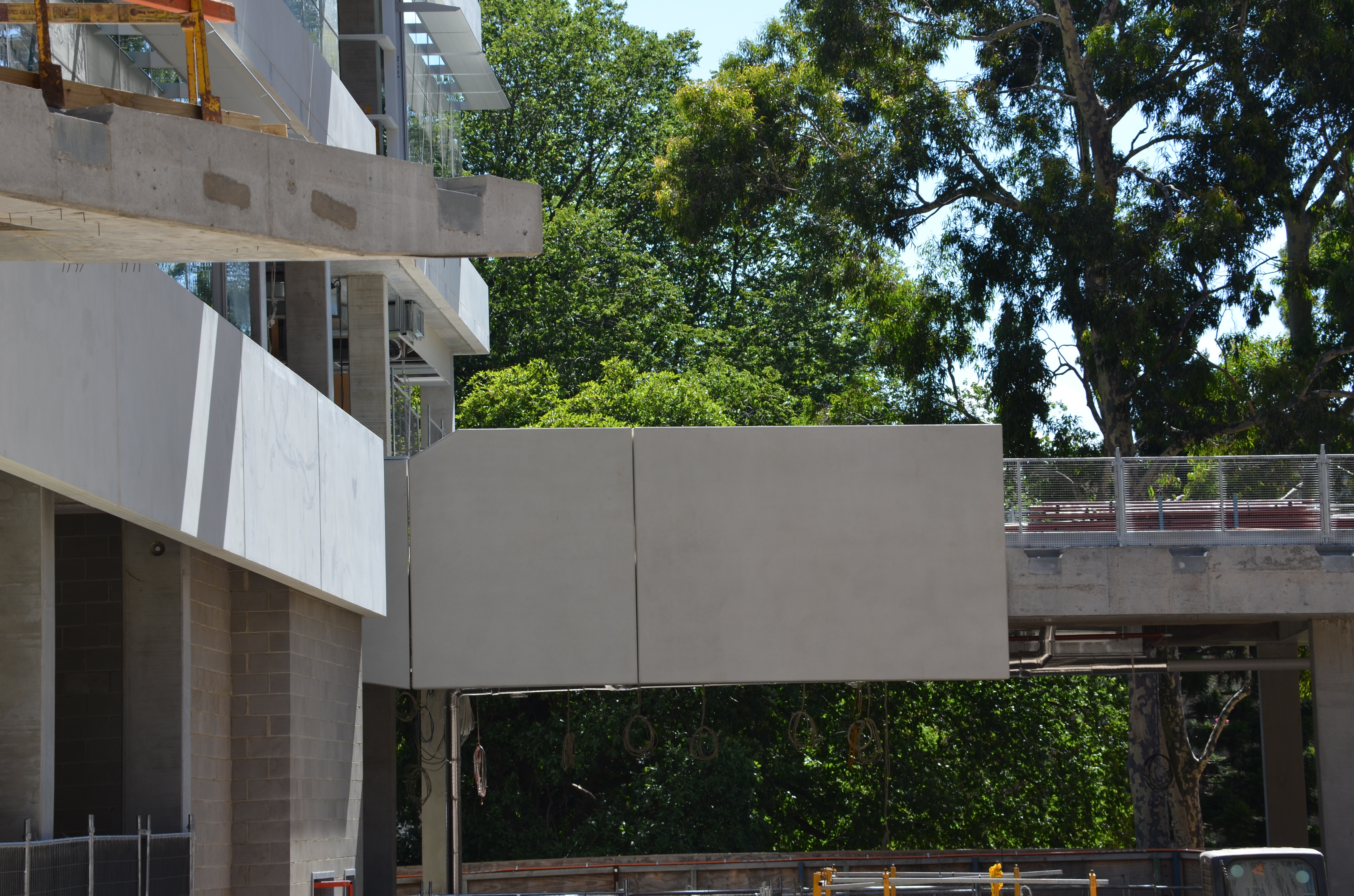 https://archive.abp.unimelb.edu.au/objects/images/Construction/Images/Facades/Precast concrete/Levels 1-5/DSC_4561.JPG https://archive.abp.unimelb.edu.au/objects/images/Construction/Images/Facades/Precast concrete/Levels 1-5/DSC_4561.JPG