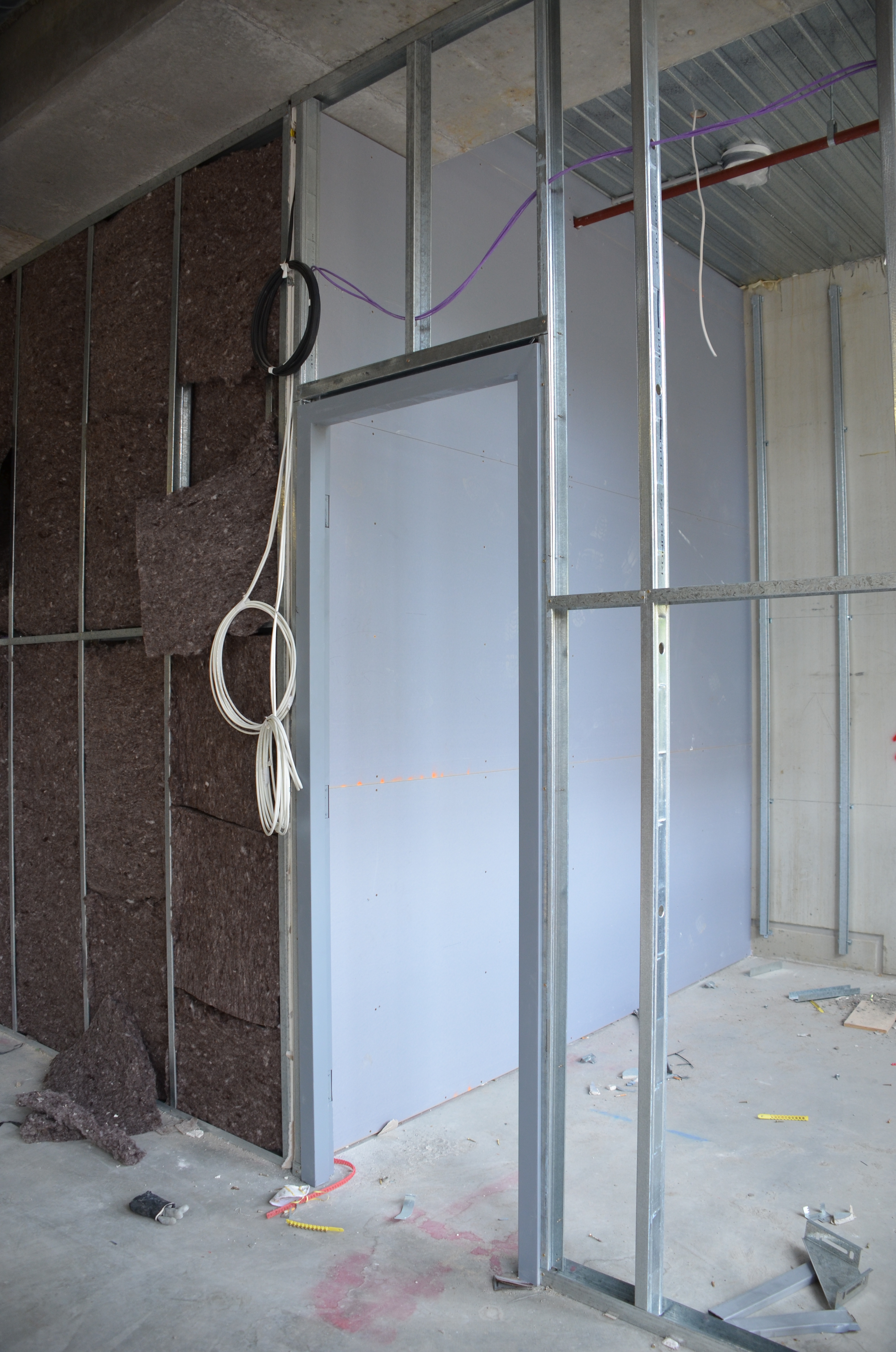 https://archive.abp.unimelb.edu.au/objects/images/Construction/Images/Walls/Metal stud upper floors/DSC_5470.JPG