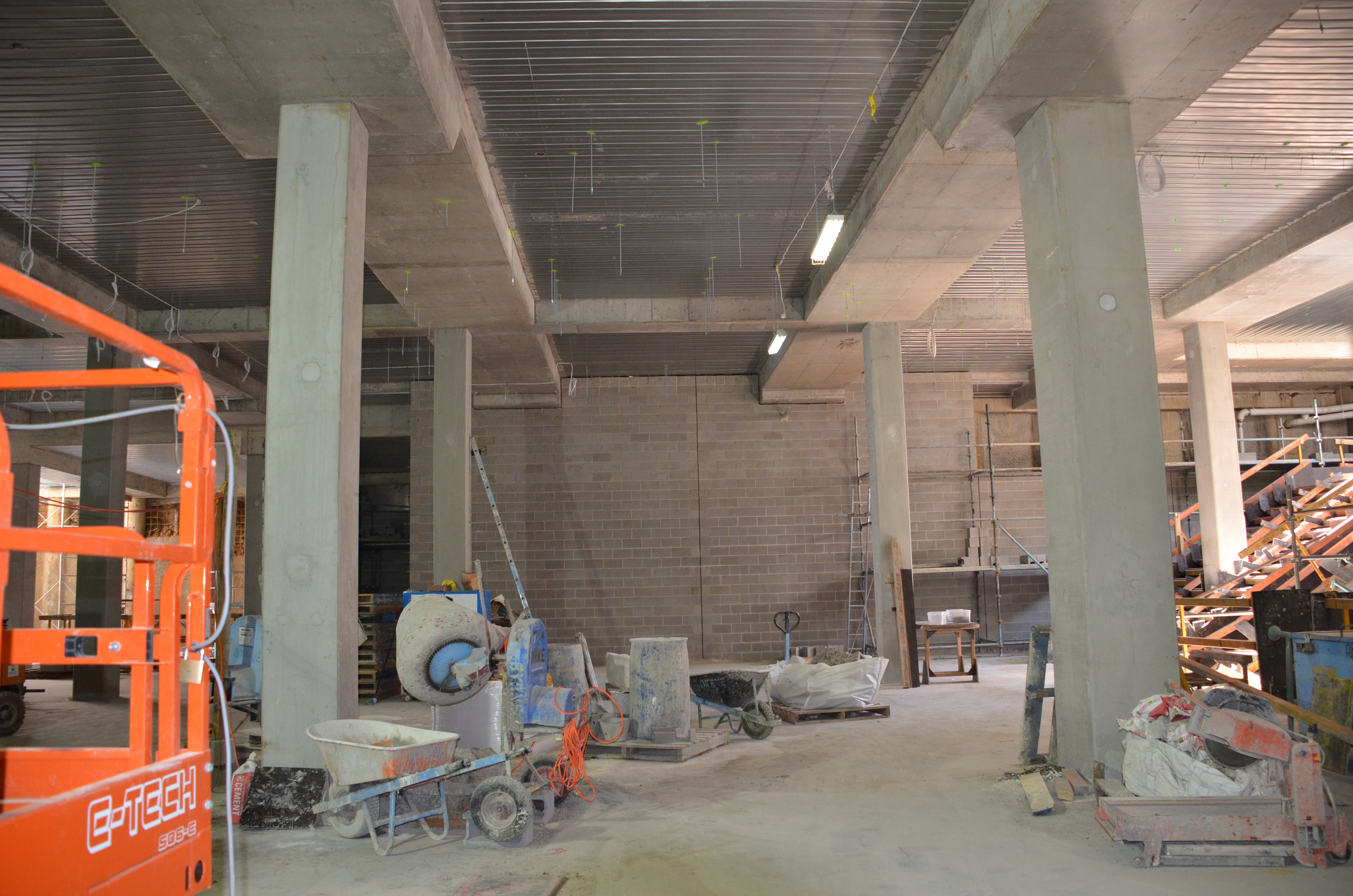 https://archive.abp.unimelb.edu.au/objects/images/Construction/Images/Augmented Reality/Sequential images/Lecture theatre/North/DSC_3306.JPG